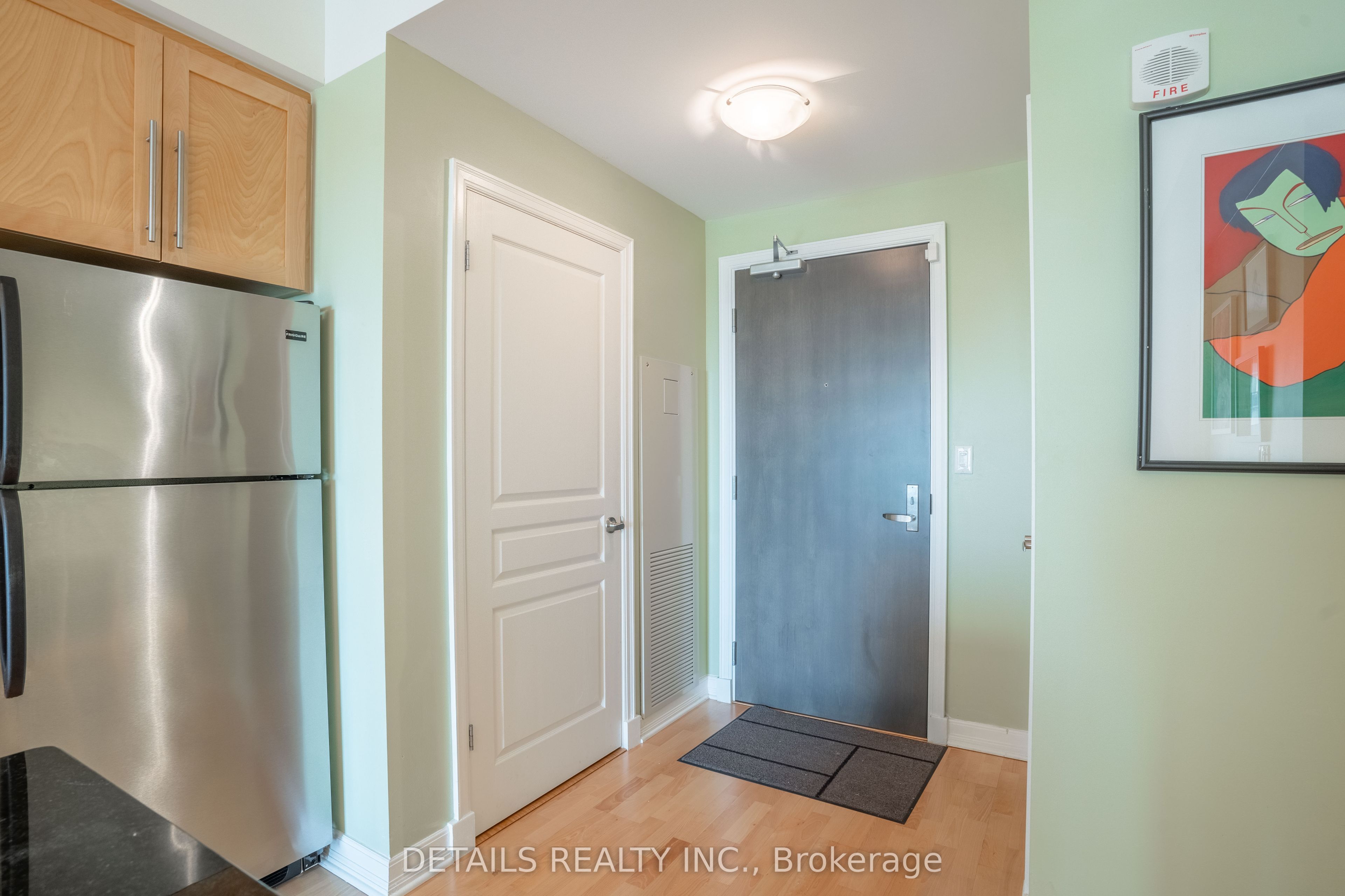 238 Besserer Street 607, Lower Town - Sandy Hill, ON K1N 6B1 photo 5
