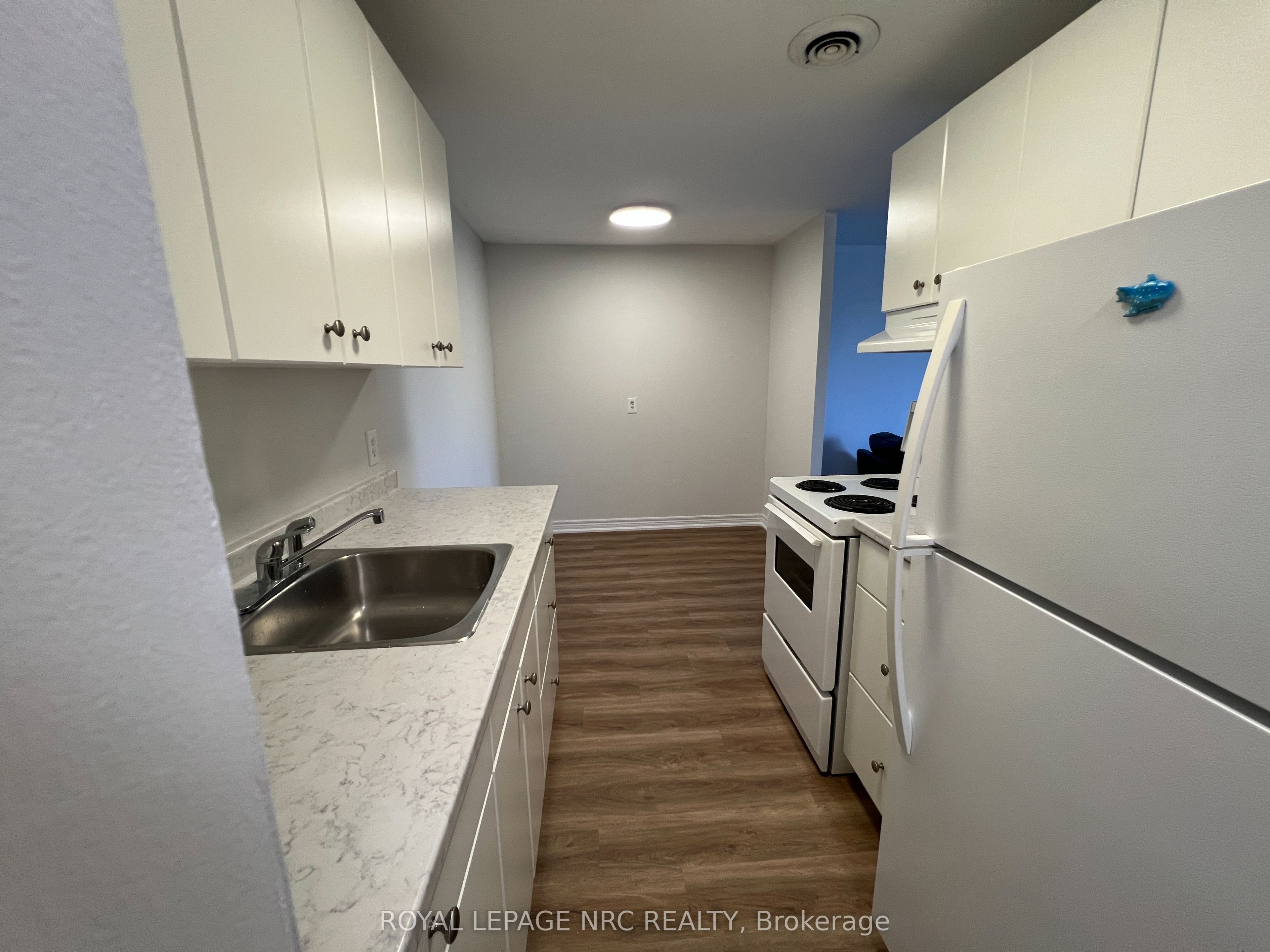 264 W Grantham Avenue W 307, St. Catharines, ON L2P 3H1 photo 4