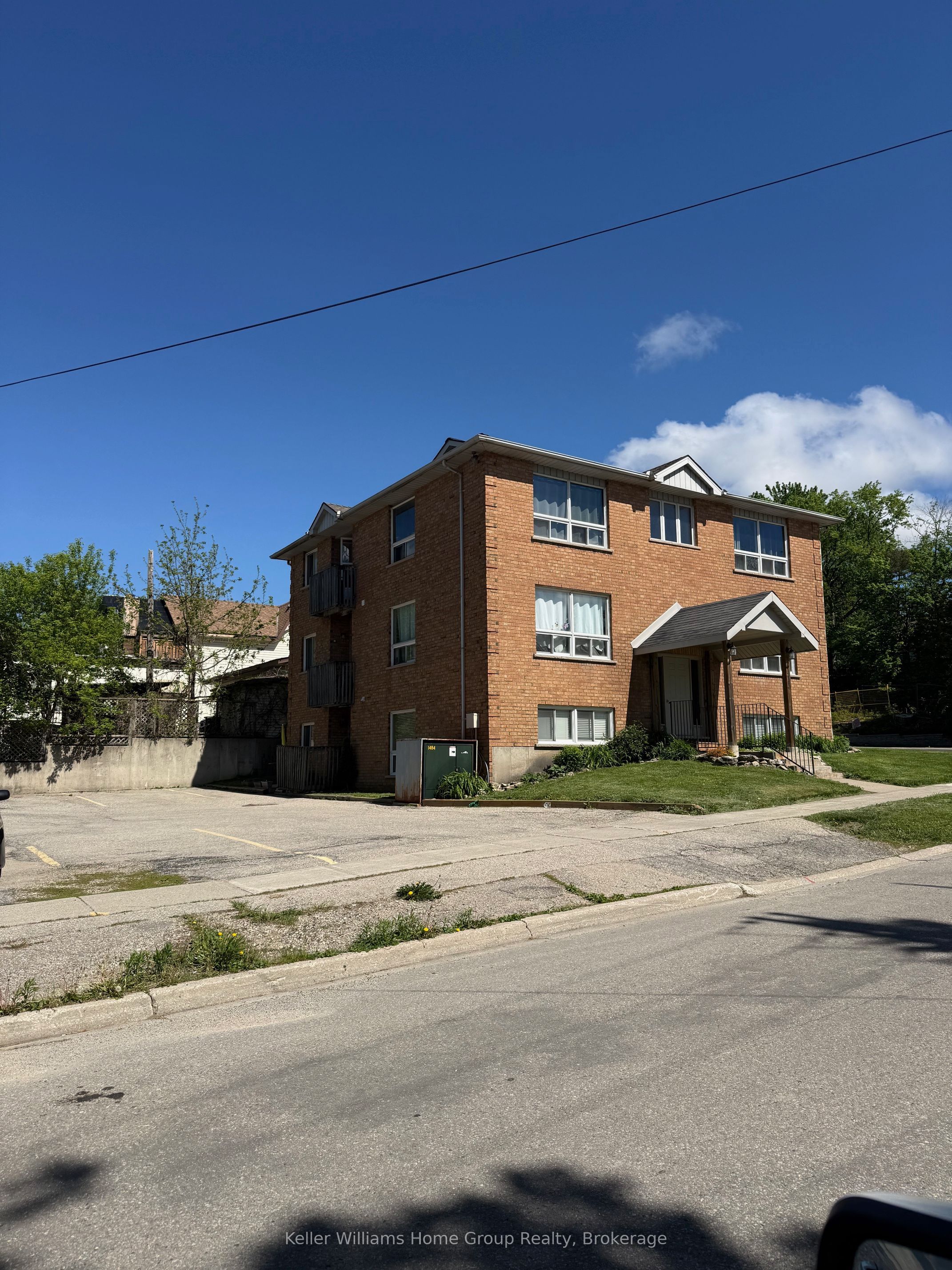 115 St George Street W, Centre Wellington, ON N1M 1H8 photo 2