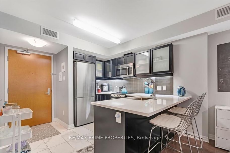 195 Besserer Street 706, Lower Town - Sandy Hill, ON K1N 0B6 photo 4