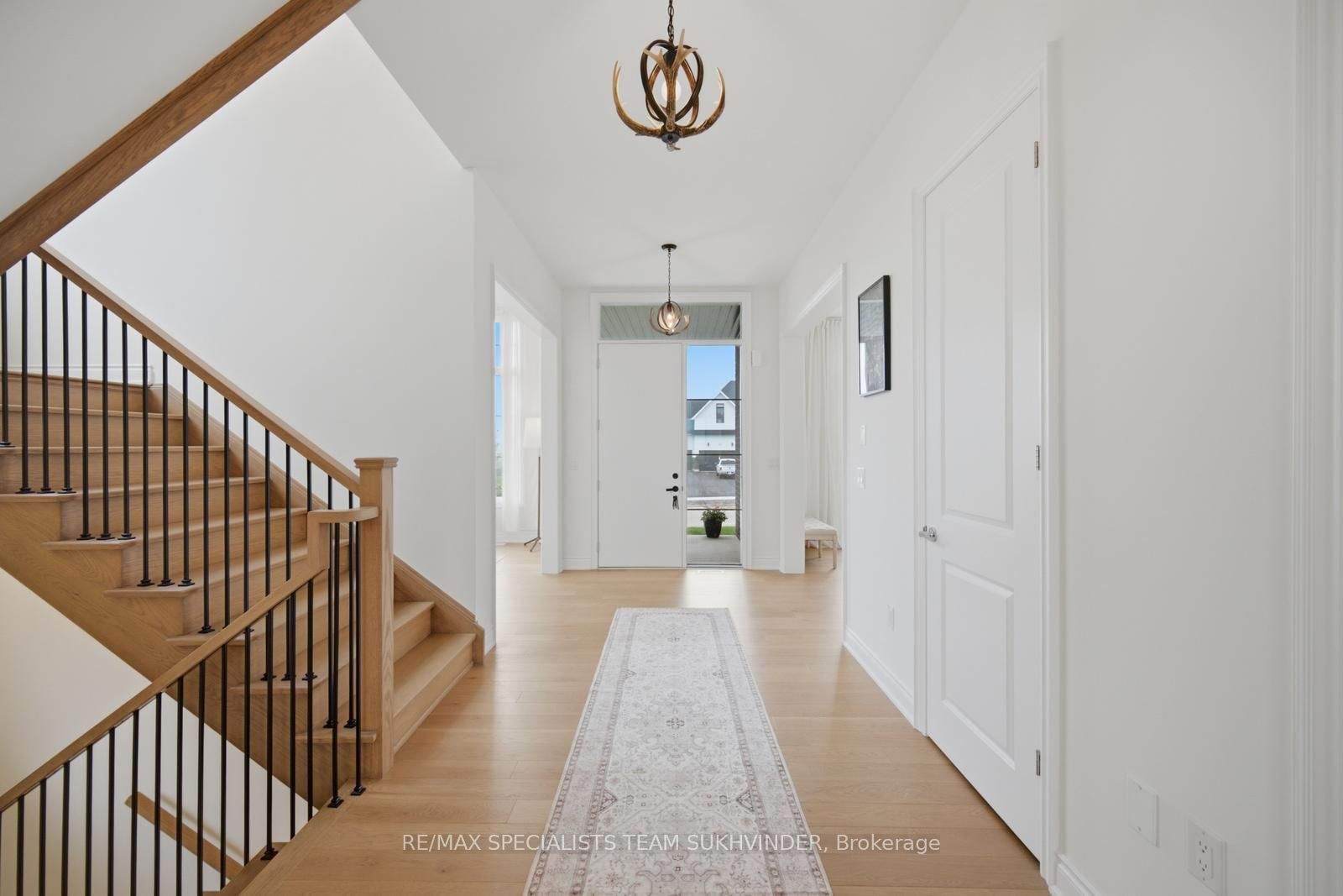 22 Ewing Way, Amaranth, ON L9W 5G9 photo 5