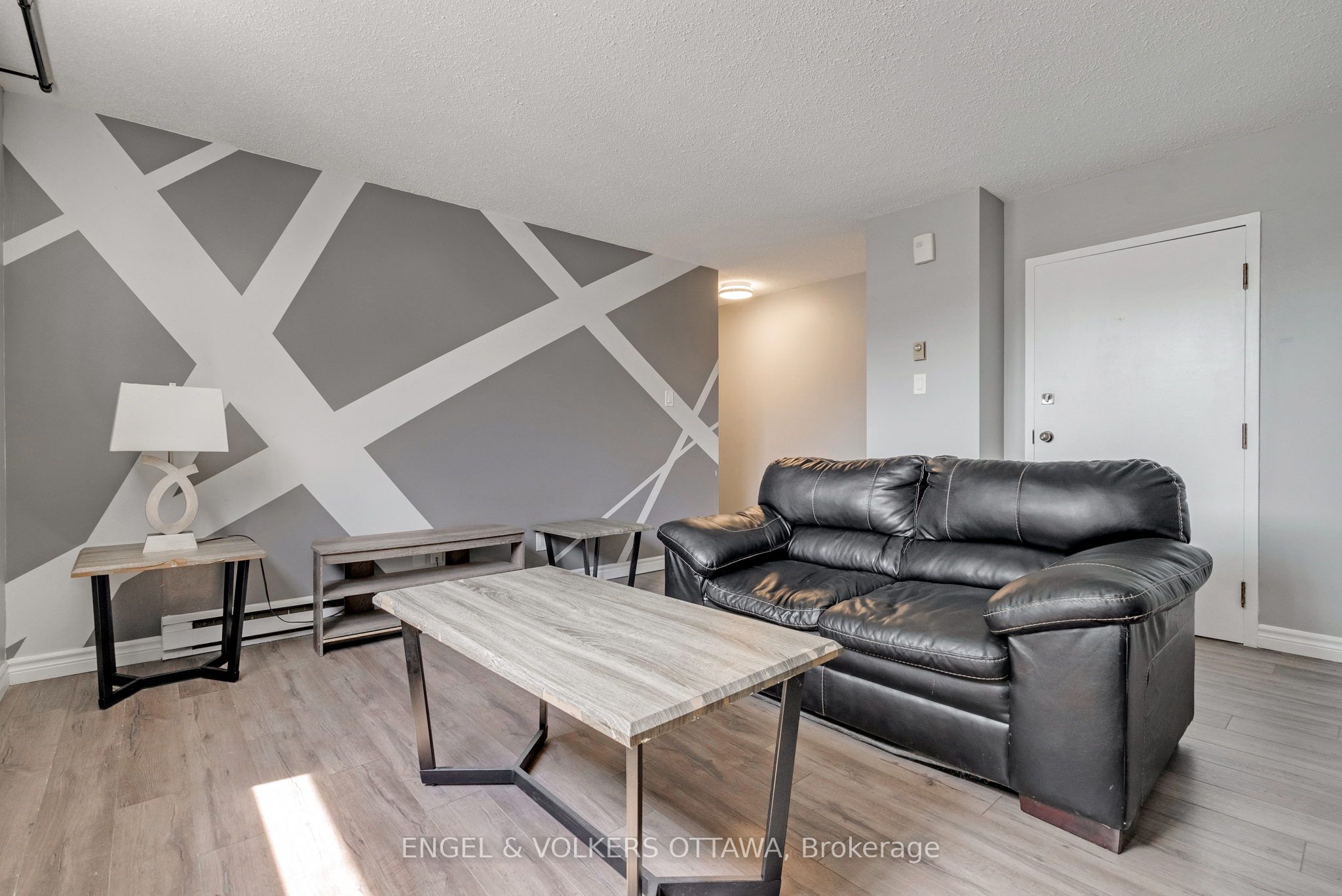 472 Rideau Street A, Lower Town - Sandy Hill, ON K1N 5Z4 photo 2