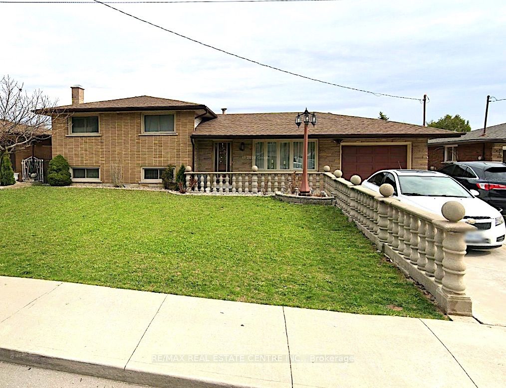 44 Aldridge Street Lower Lvl, Hamilton, ON L9C 2T2