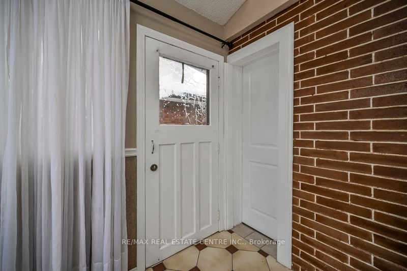 44 Aldridge Street Lower Lvl, Hamilton, ON L9C 2T2 photo 2