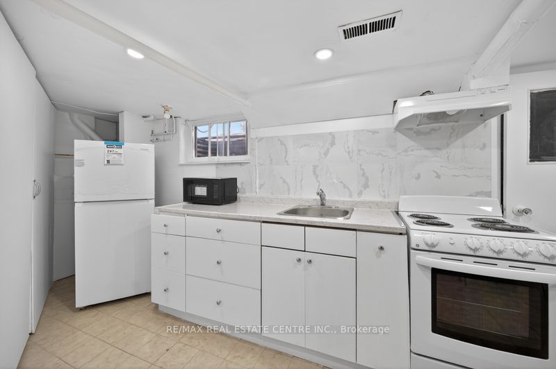 44 Aldridge Street Lower Lvl, Hamilton, ON L9C 2T2 photo 4
