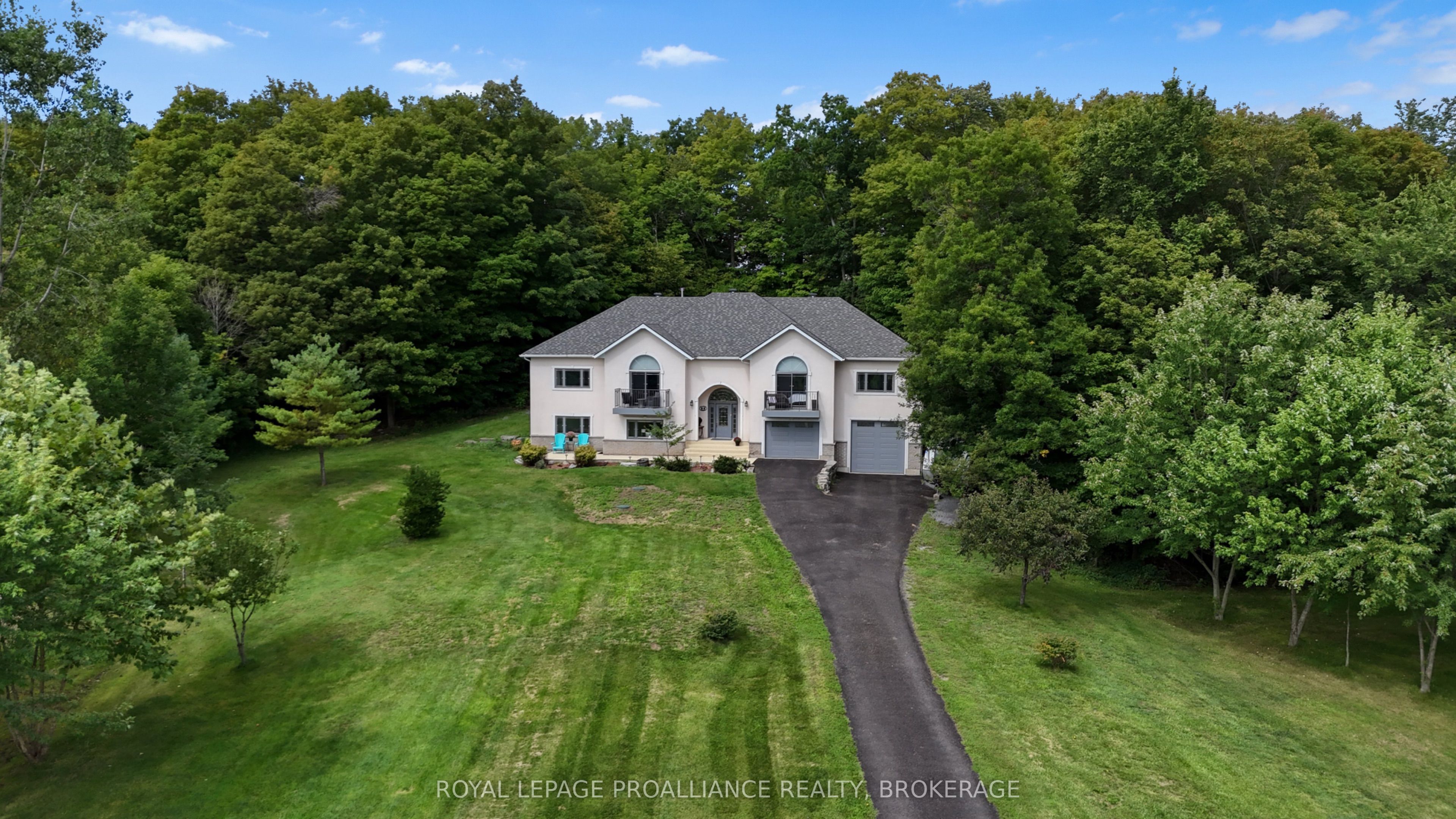 27 Collins Drive, Frontenac, ON K0H 1X0