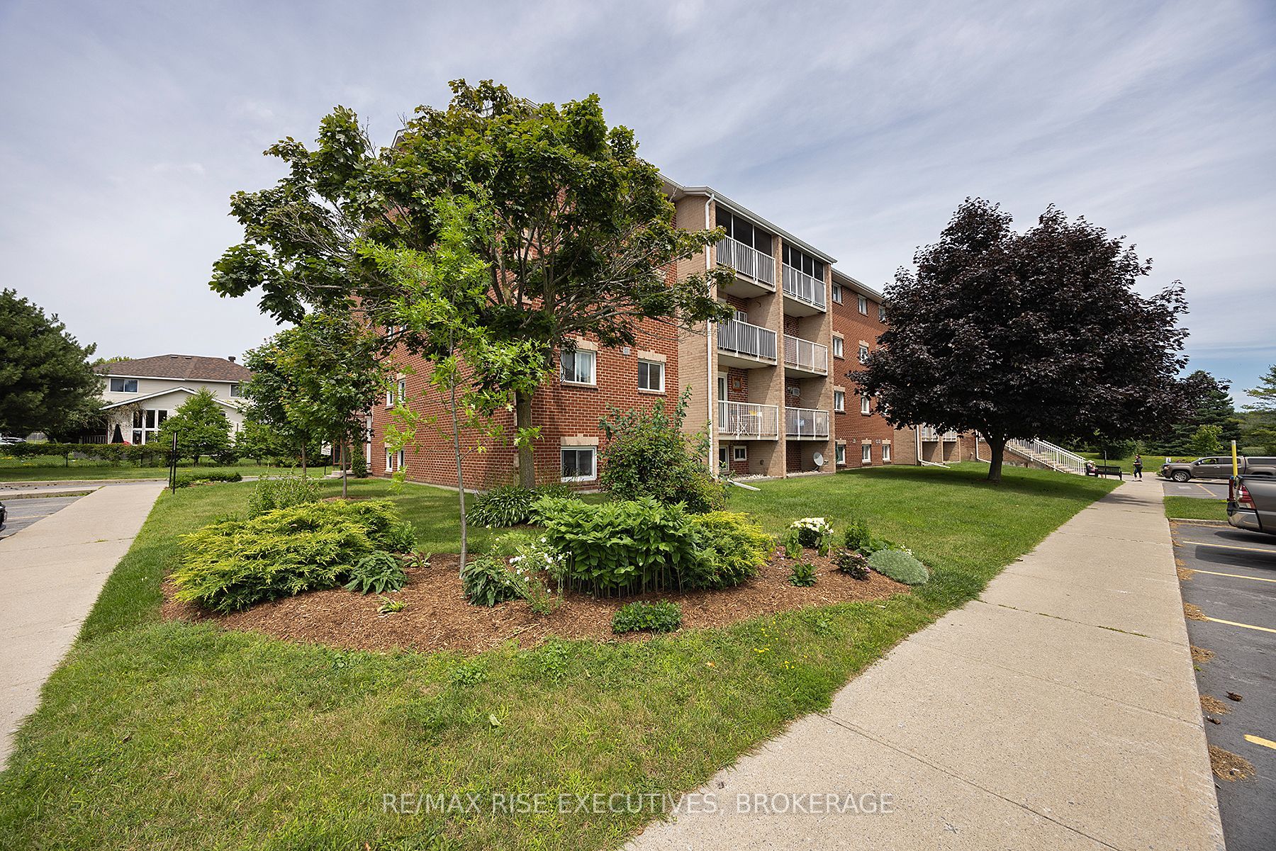 580 Armstrong Road 118, Kingston, ON K7M 8M3 photo 5