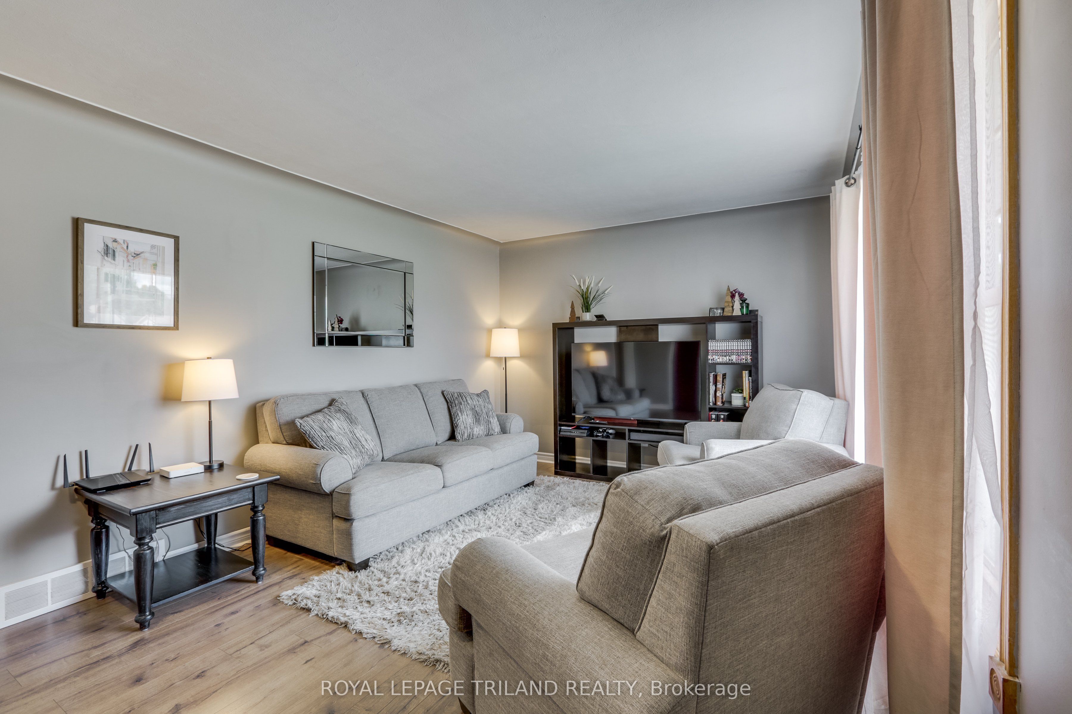 224 McKellar Street, Strathroy-Caradoc, ON N7G 2Y5 photo 5