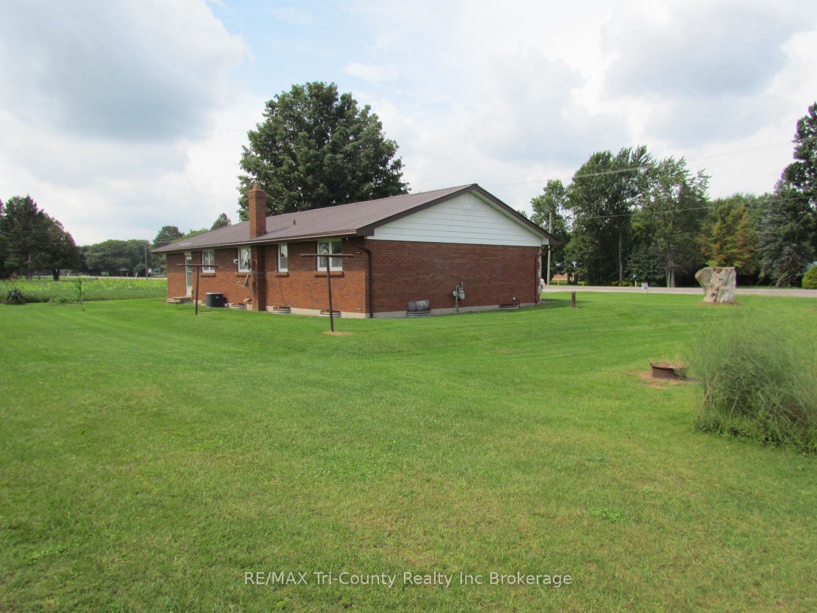 1246 3 Highway, Norfolk, ON N4B 2W6 photo 4