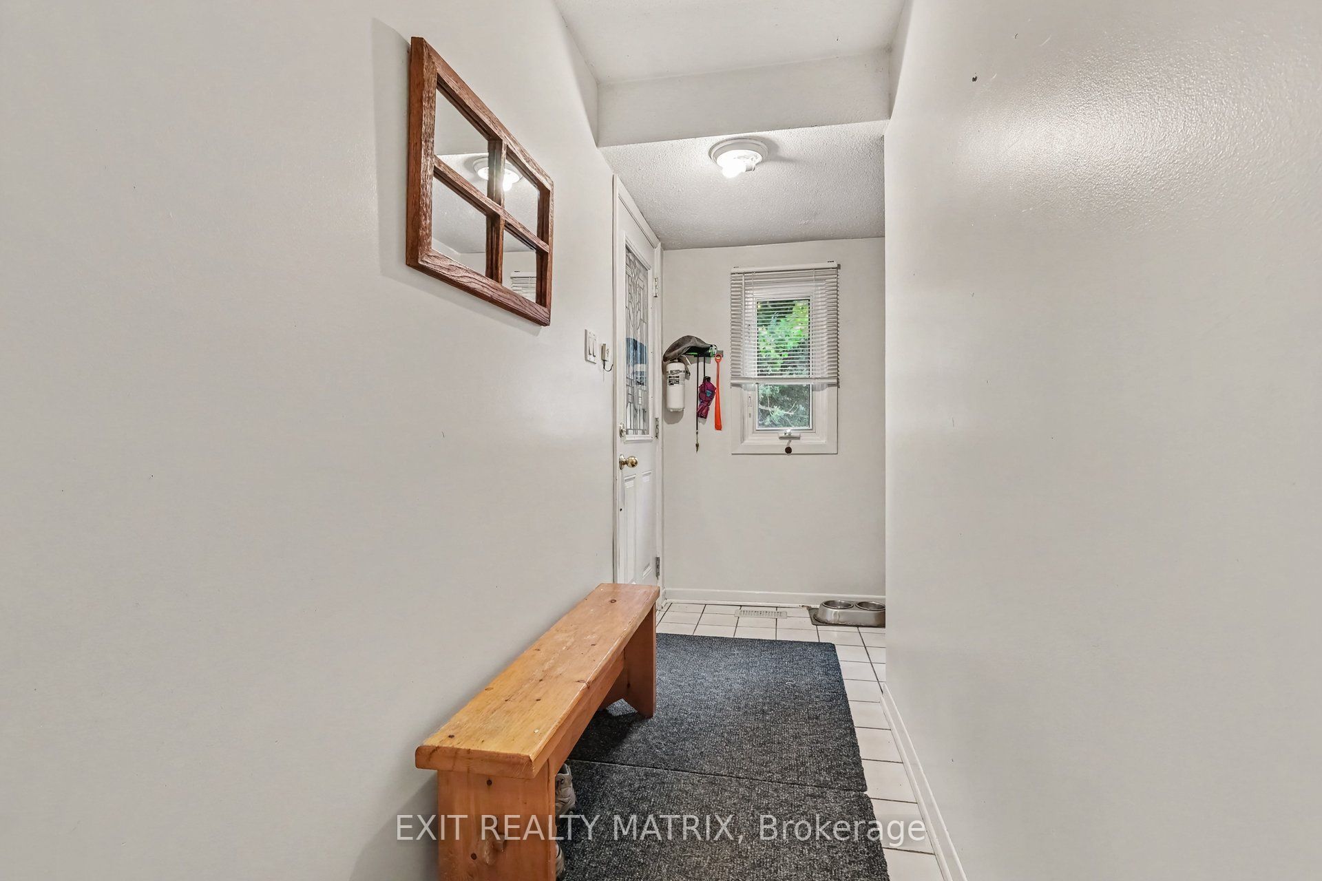 1887 Elmridge Drive, Beacon Hill North - South and Area, ON K1J 8G7 photo 3