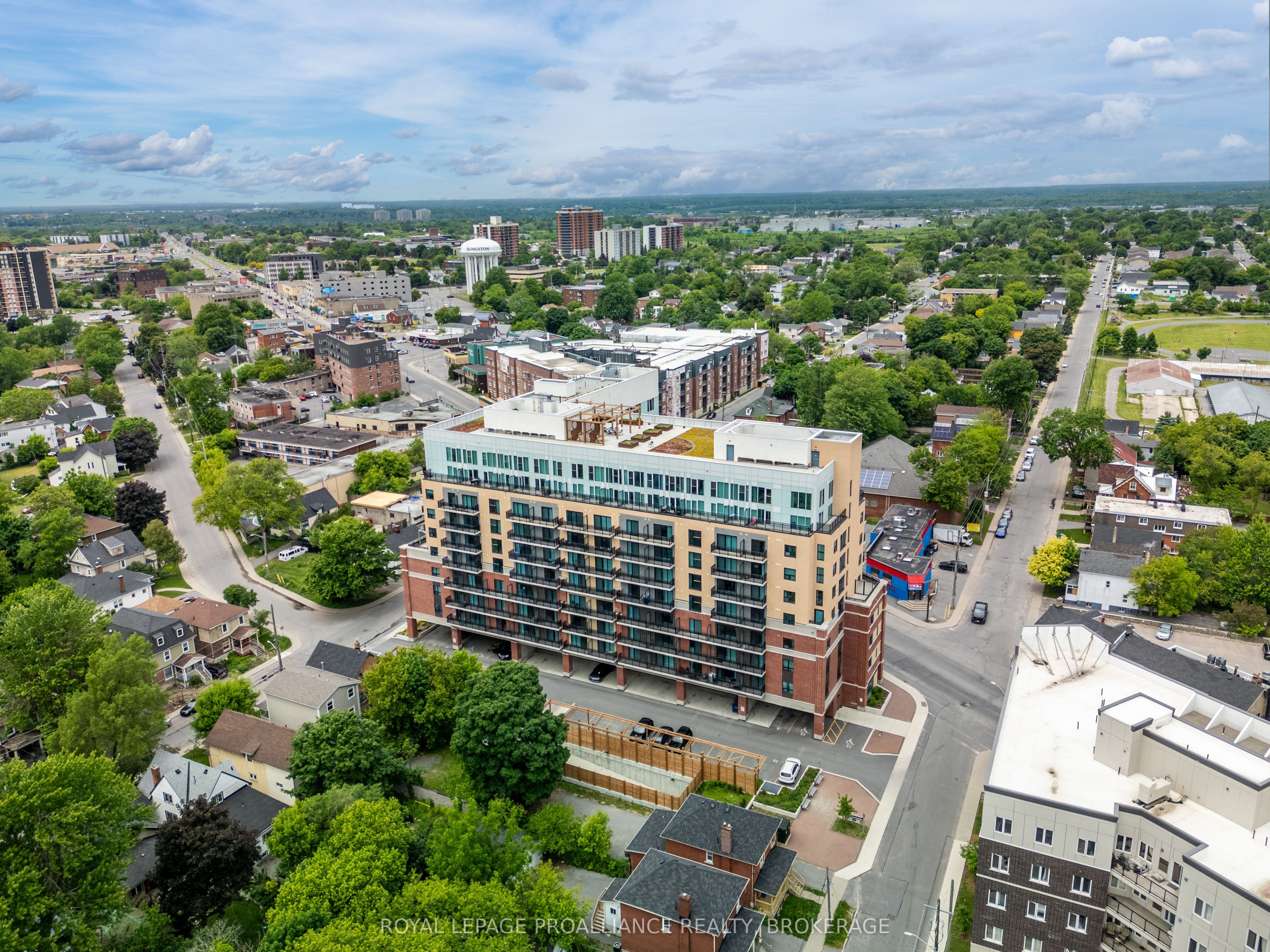652 Princess Street 425, Kingston, ON K7L 1E5 photo 3