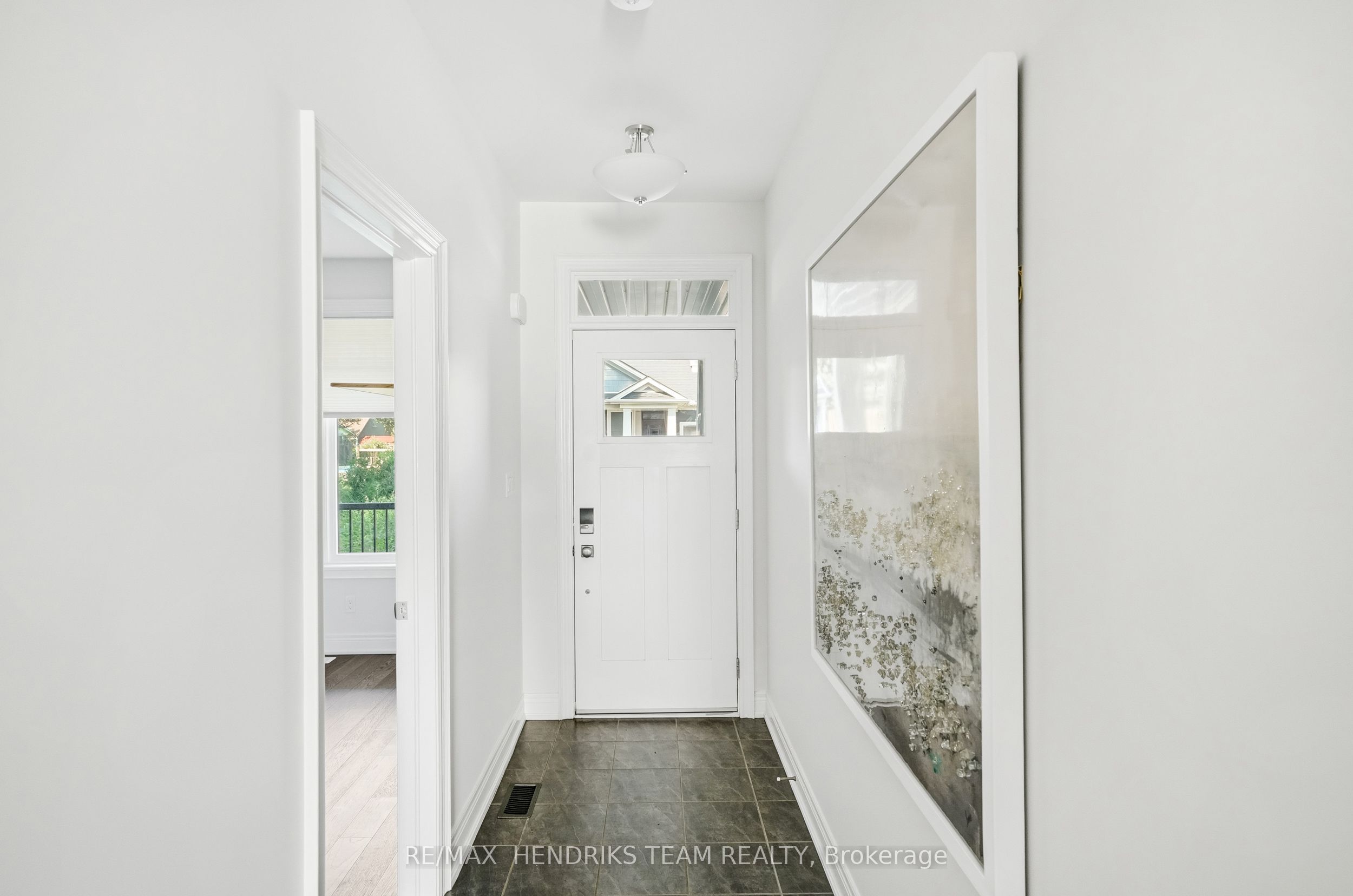 13 Turbinia Court, Grimsby, ON L3M 0H8 photo 4