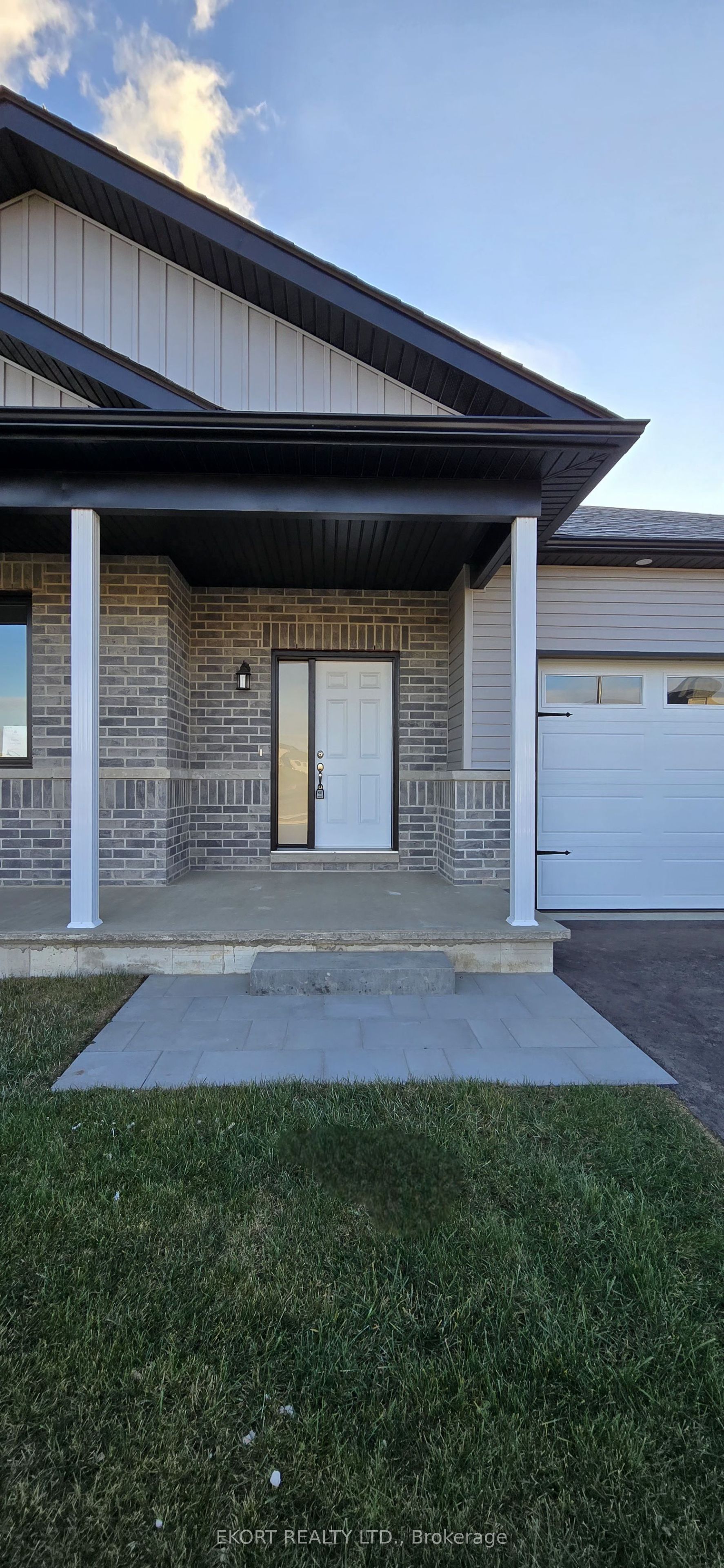 7 French Street, Prince Edward County, ON K0K 2T0 photo 3