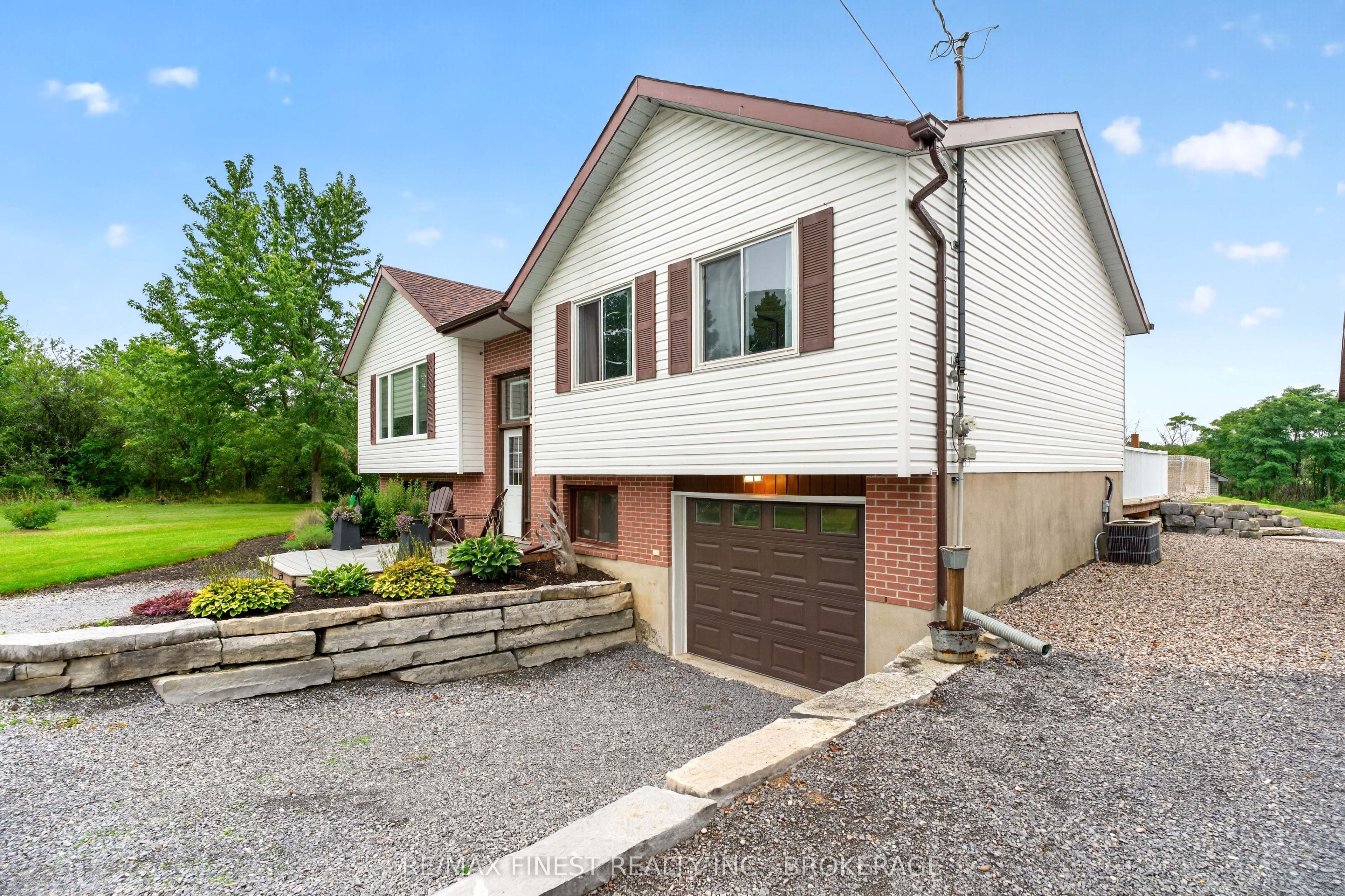 2359 Keeley Road, Frontenac, ON K0H 2T0 photo 3