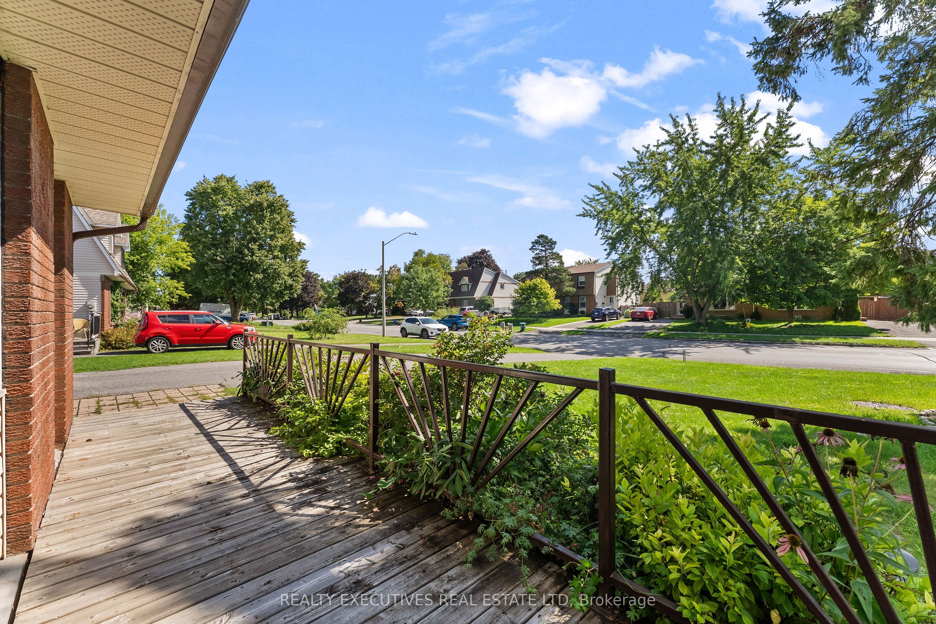 41 Winchester Drive, Kanata, ON K2L 2C8 photo 4