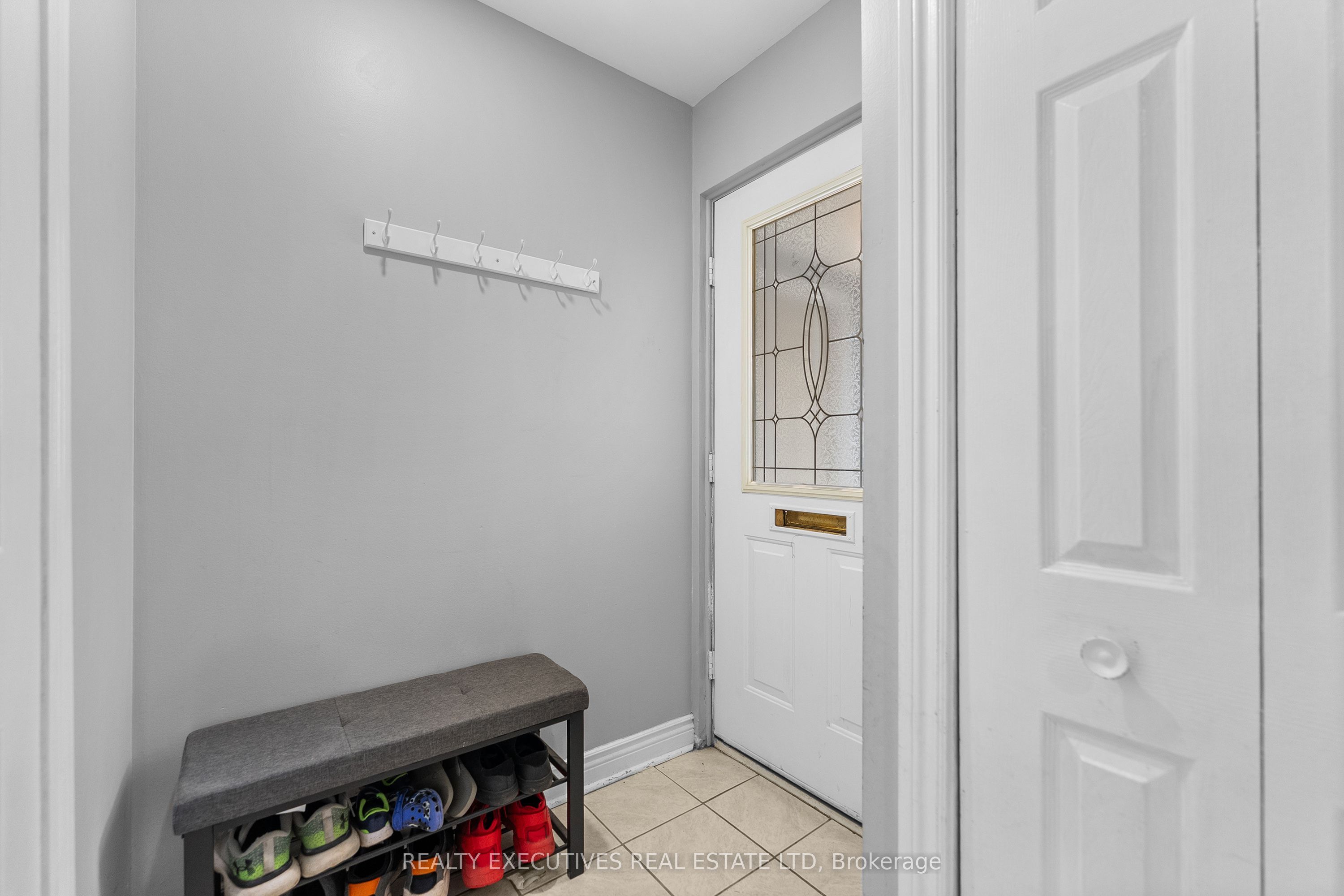 41 Winchester Drive, Kanata, ON K2L 2C8 photo 5