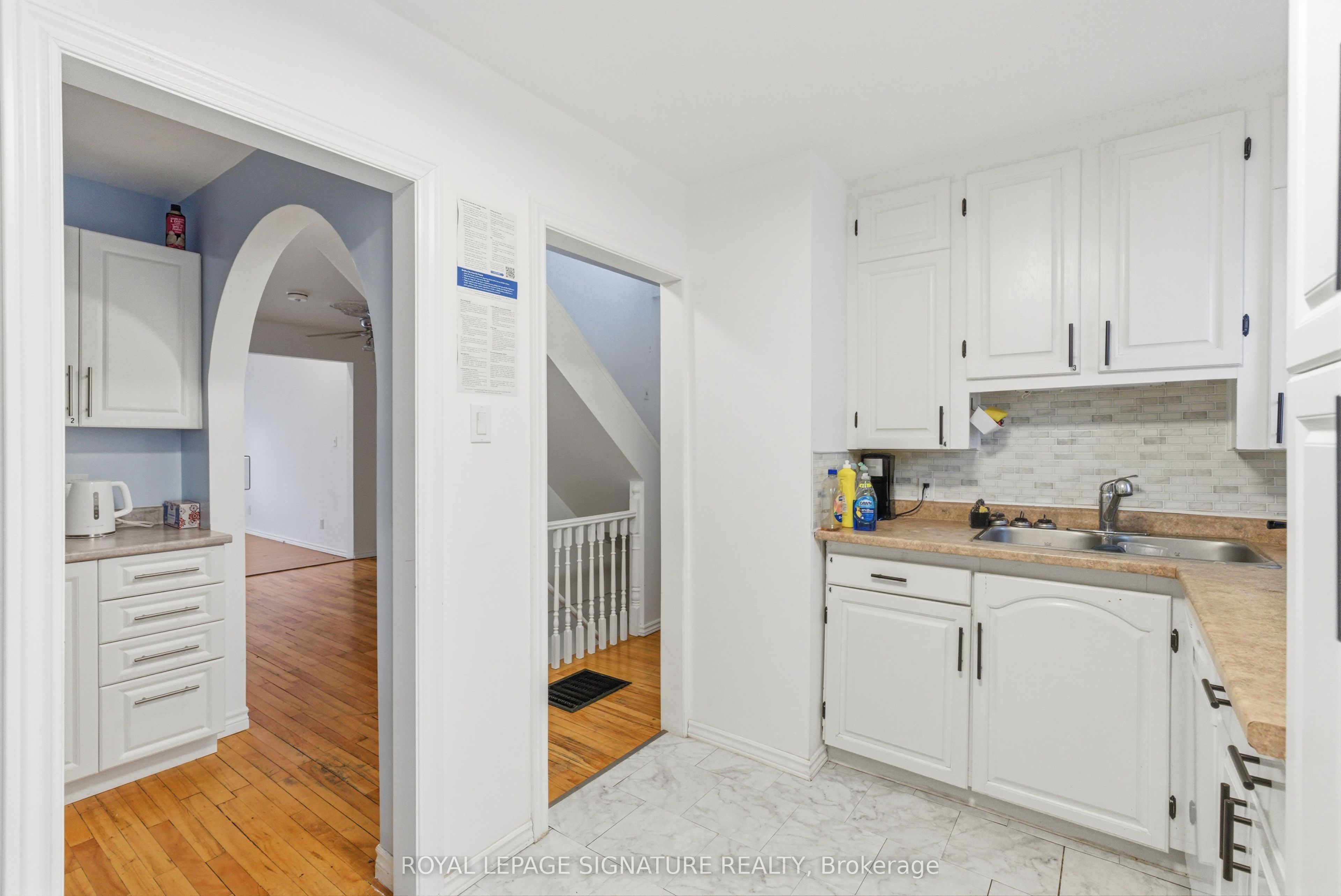 805 Morphet Avenue, Peterborough, ON K9J 2X7 photo 5
