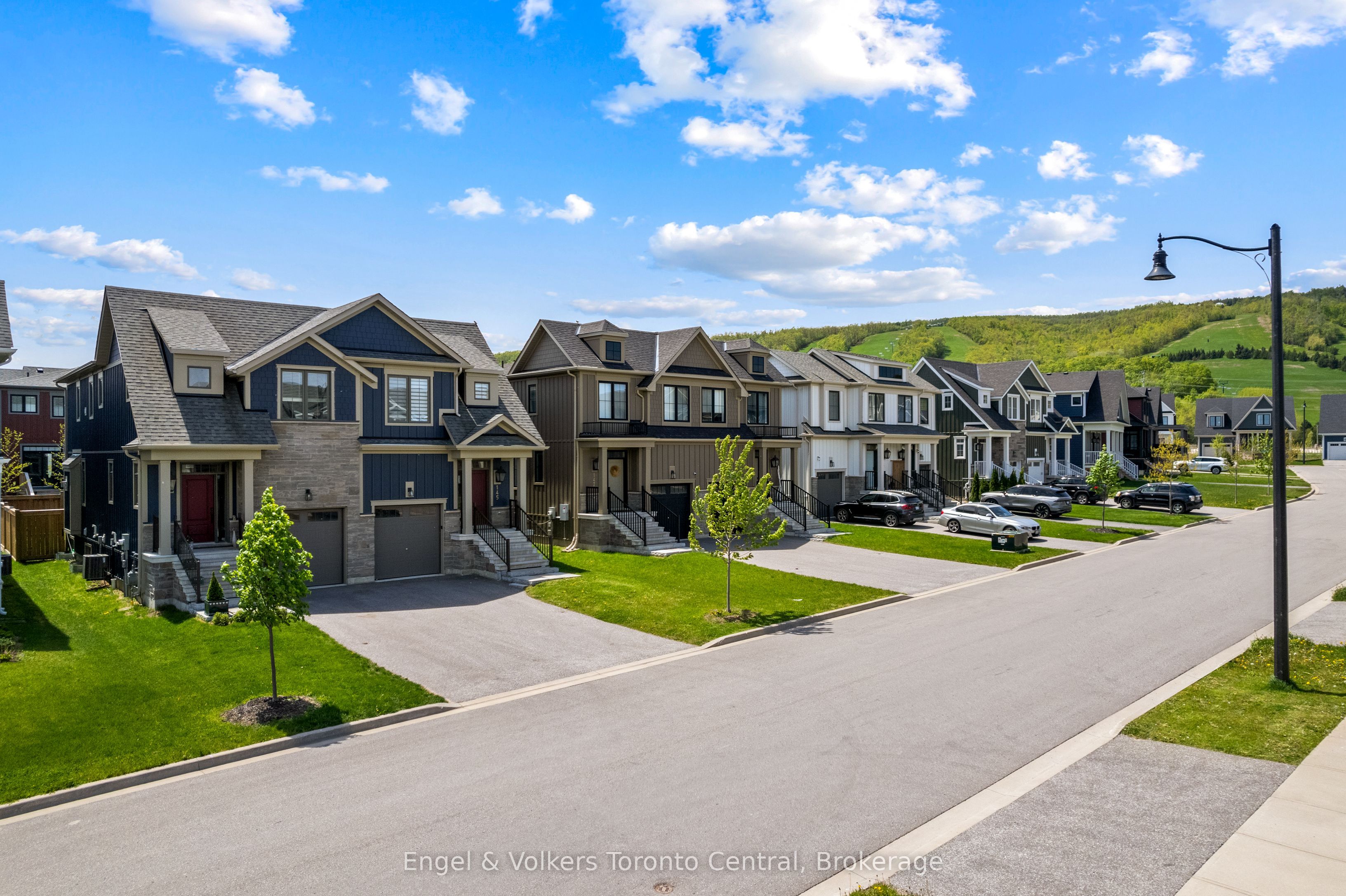 145 Sycamore Street, Blue Mountains, ON L9Y 4E4 photo 5