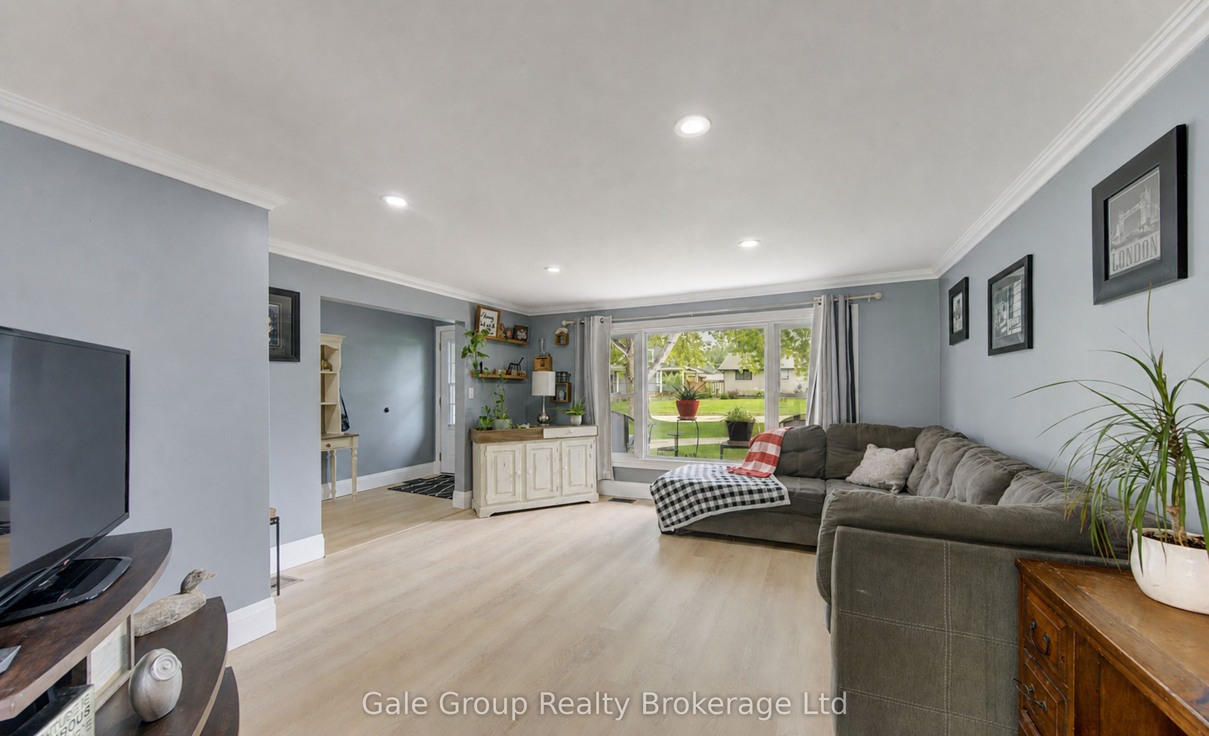 15 William Street, Tillsonburg, ON N4G 1L6 photo 5