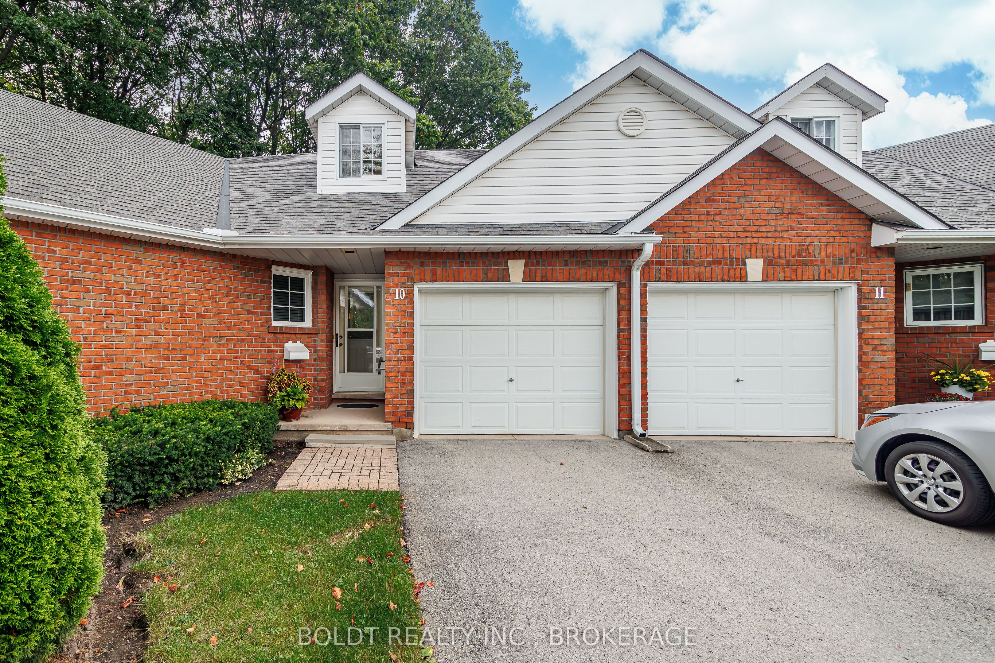 7370 Monastery Drive 10, Niagara Falls, ON L2H 3C4