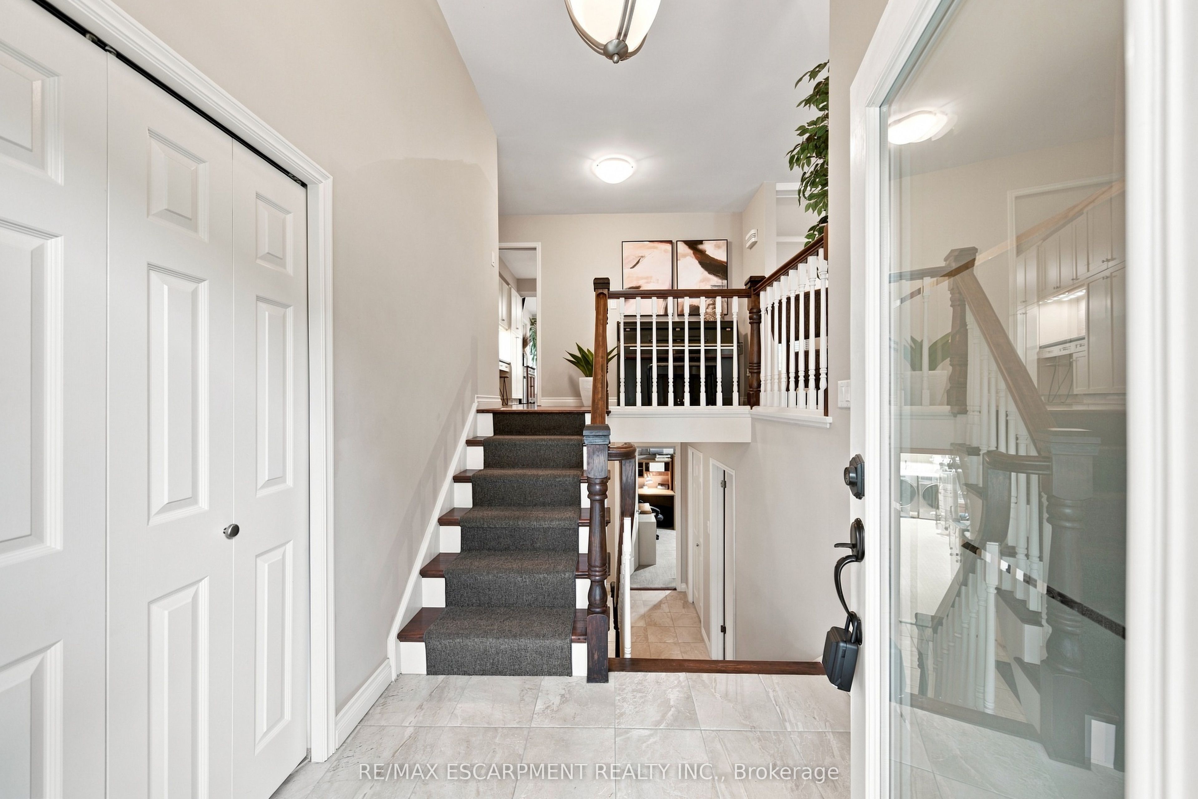 24 Primrose Path, Kitchener, ON N2E 2R2 photo 4