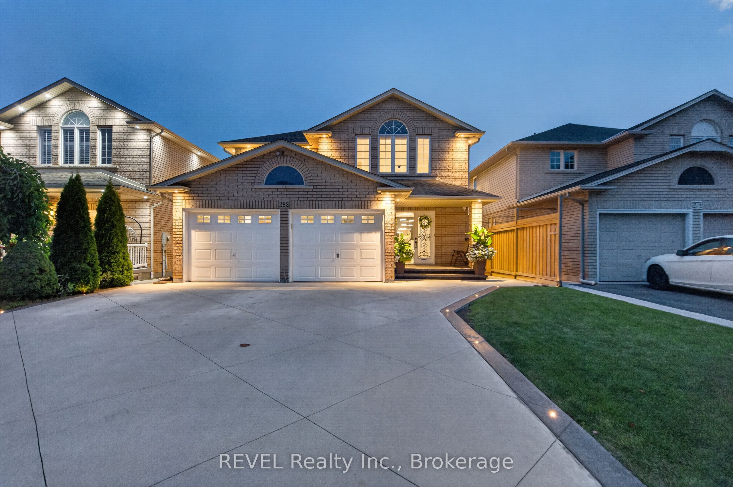 282 Webster Road, Hamilton, ON L8G 5H3 photo 2