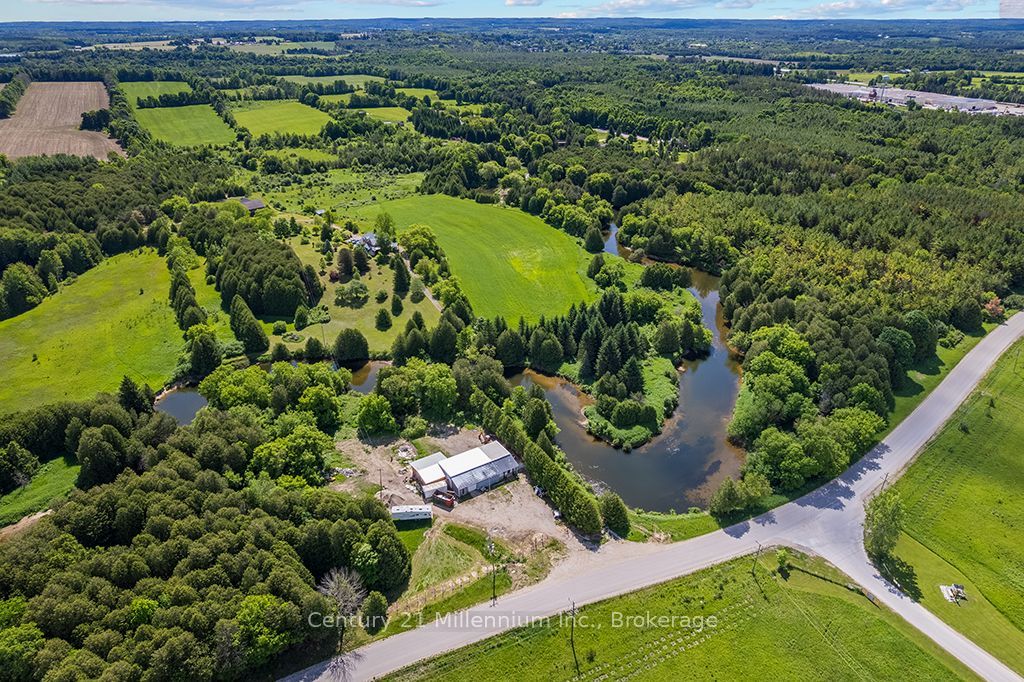 233673 2 WGR Concession, West Grey, ON N0G 1R0 photo 3