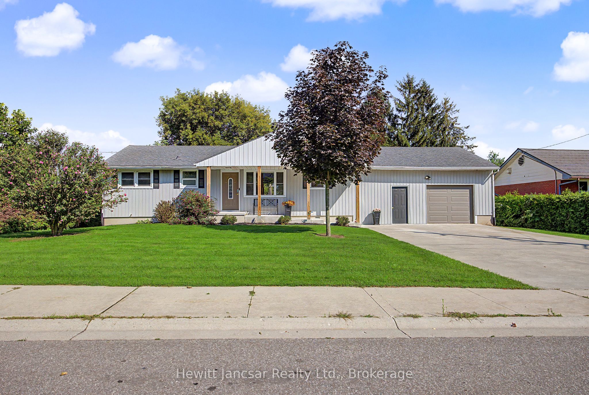 4 Fairview Street, Tillsonburg, ON N4G 1A1 photo 2