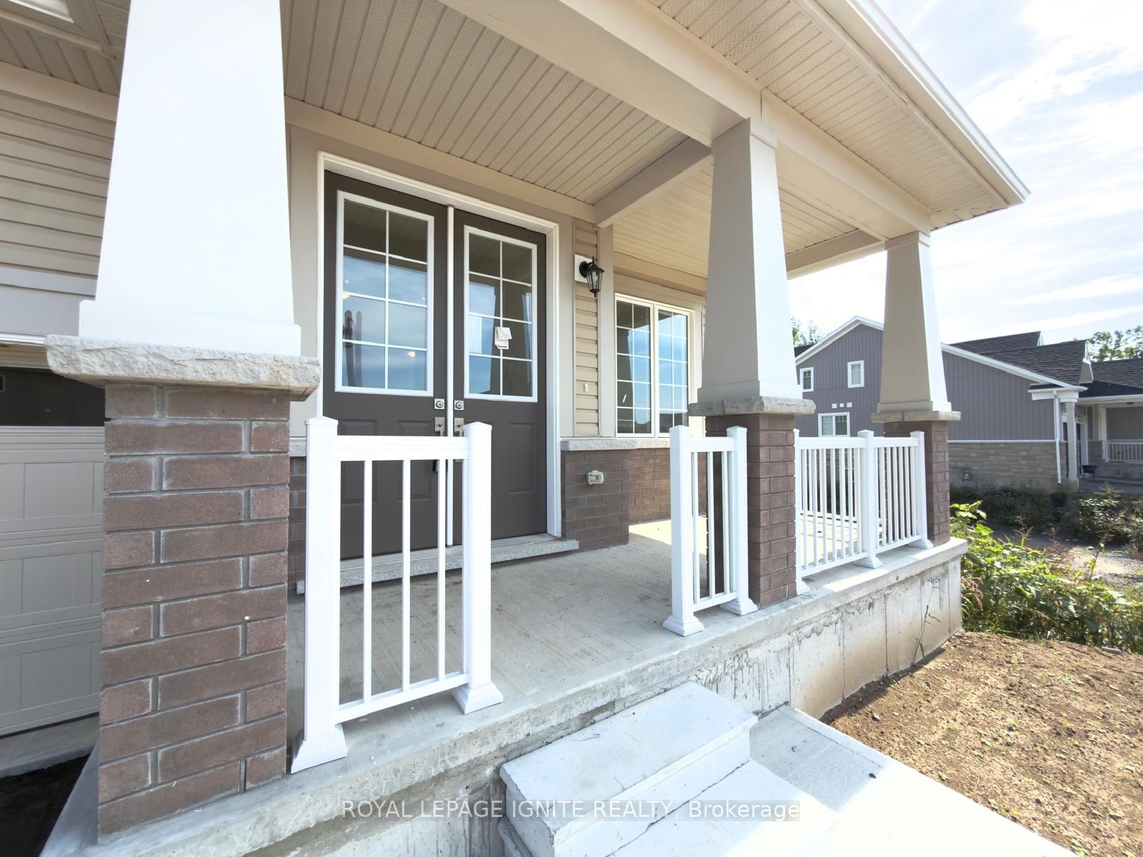50 Royal Oak Crescent, Loyalist, ON K0H 1G0 photo 3