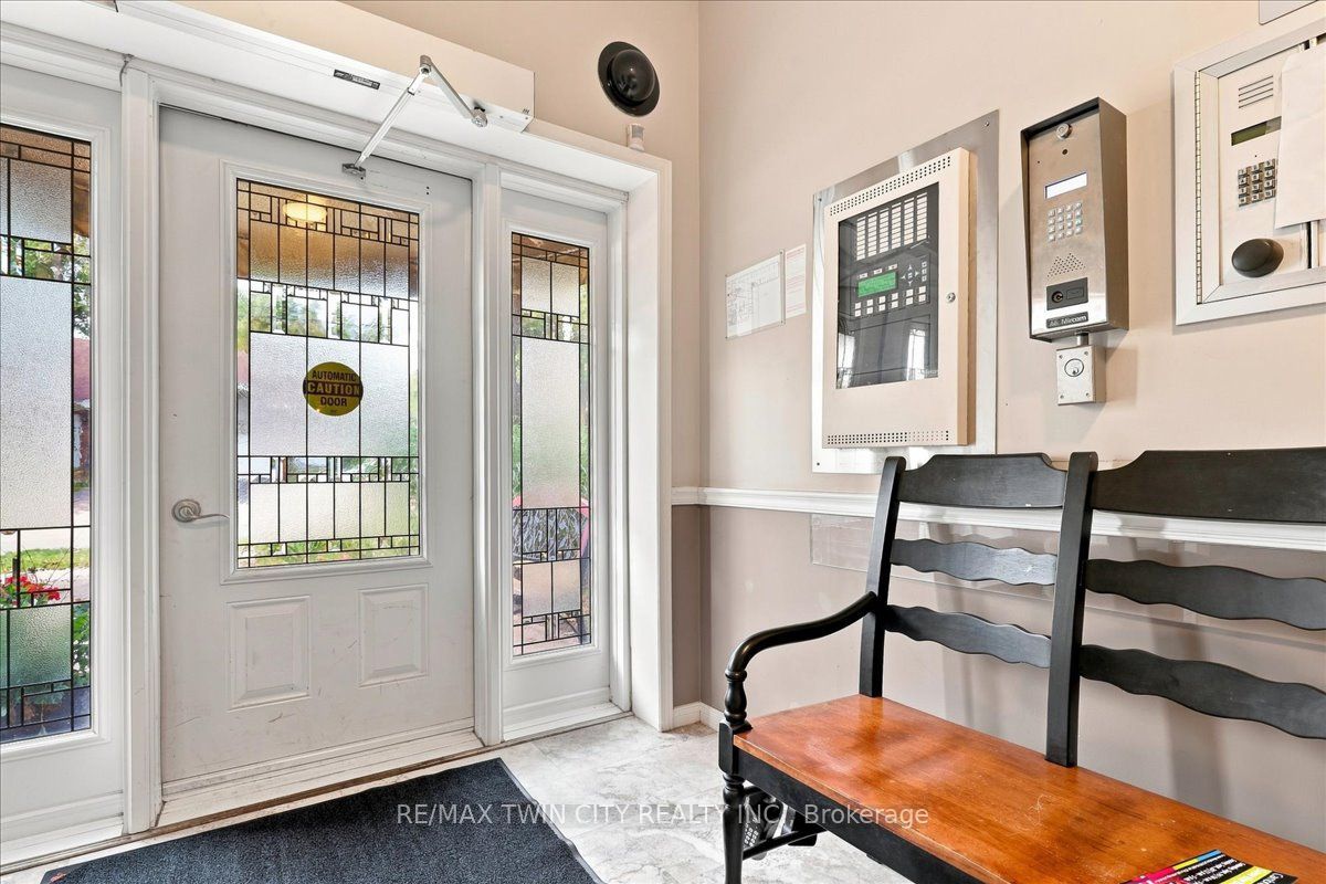 1009 Queenston Road 217, Cambridge, ON N3H 3K7 photo 3