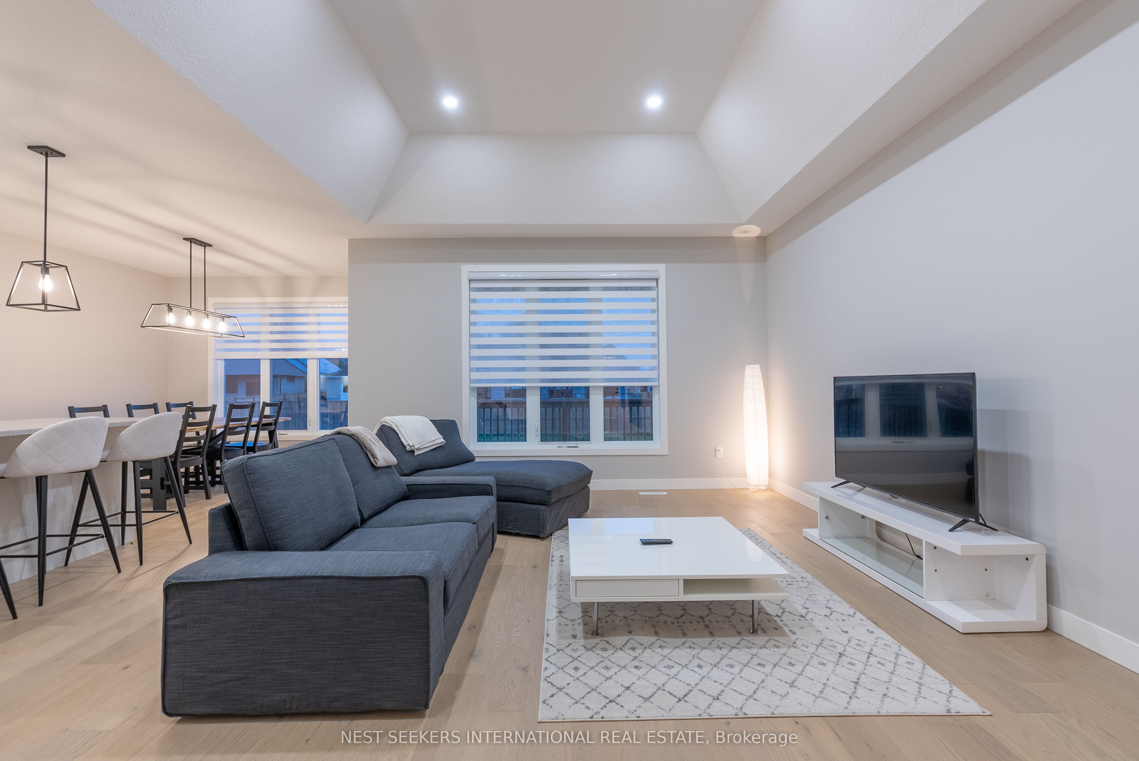 144 Foxborough Place, Thames Centre, ON N0M 2P0 photo 3