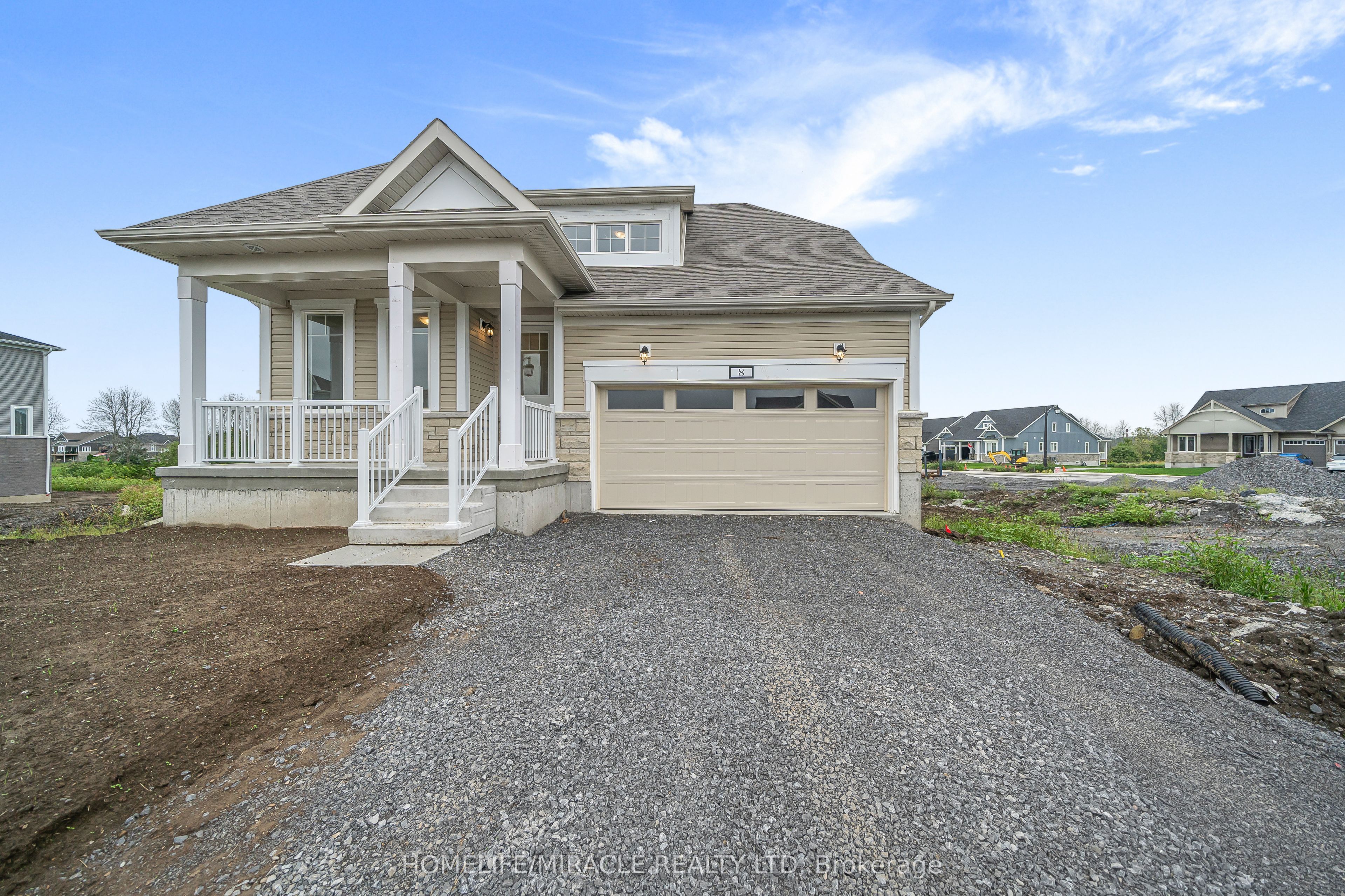 8 Royal Oak Crescent, Loyalist, ON K0H 1G0 photo 3
