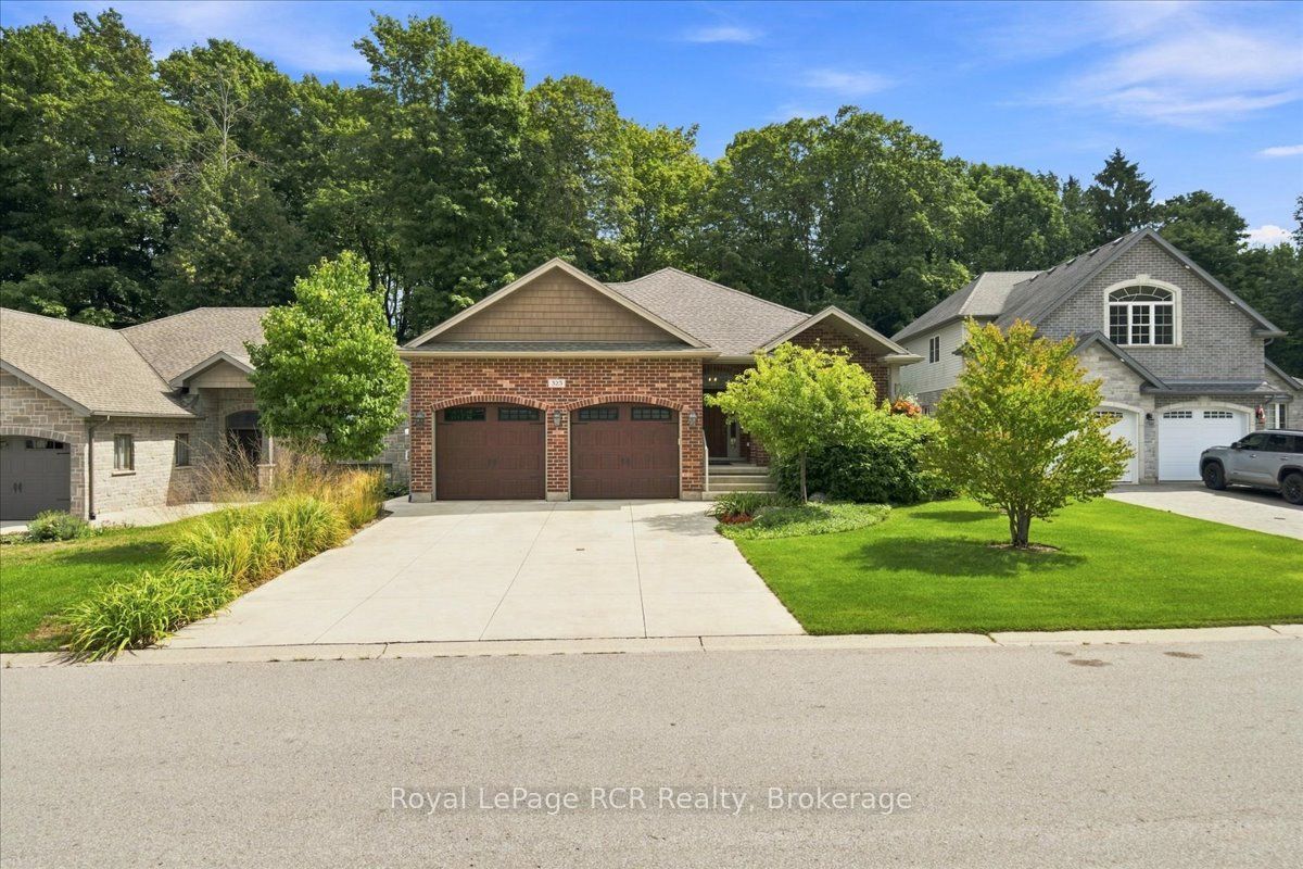 323 5th Avenue W, Owen Sound, ON N4K 0E4 photo 2