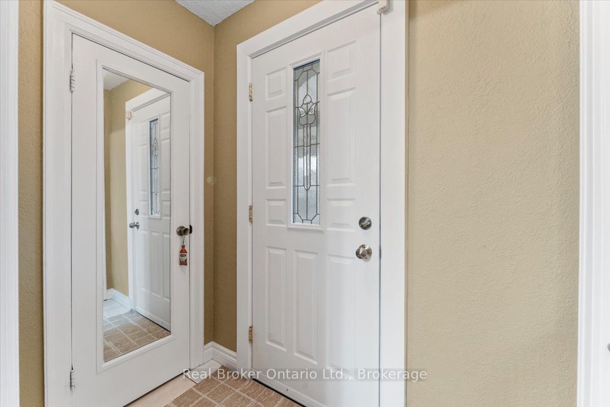 193 Huxley Avenue S, Hamilton, ON L8K 2R2 photo 4