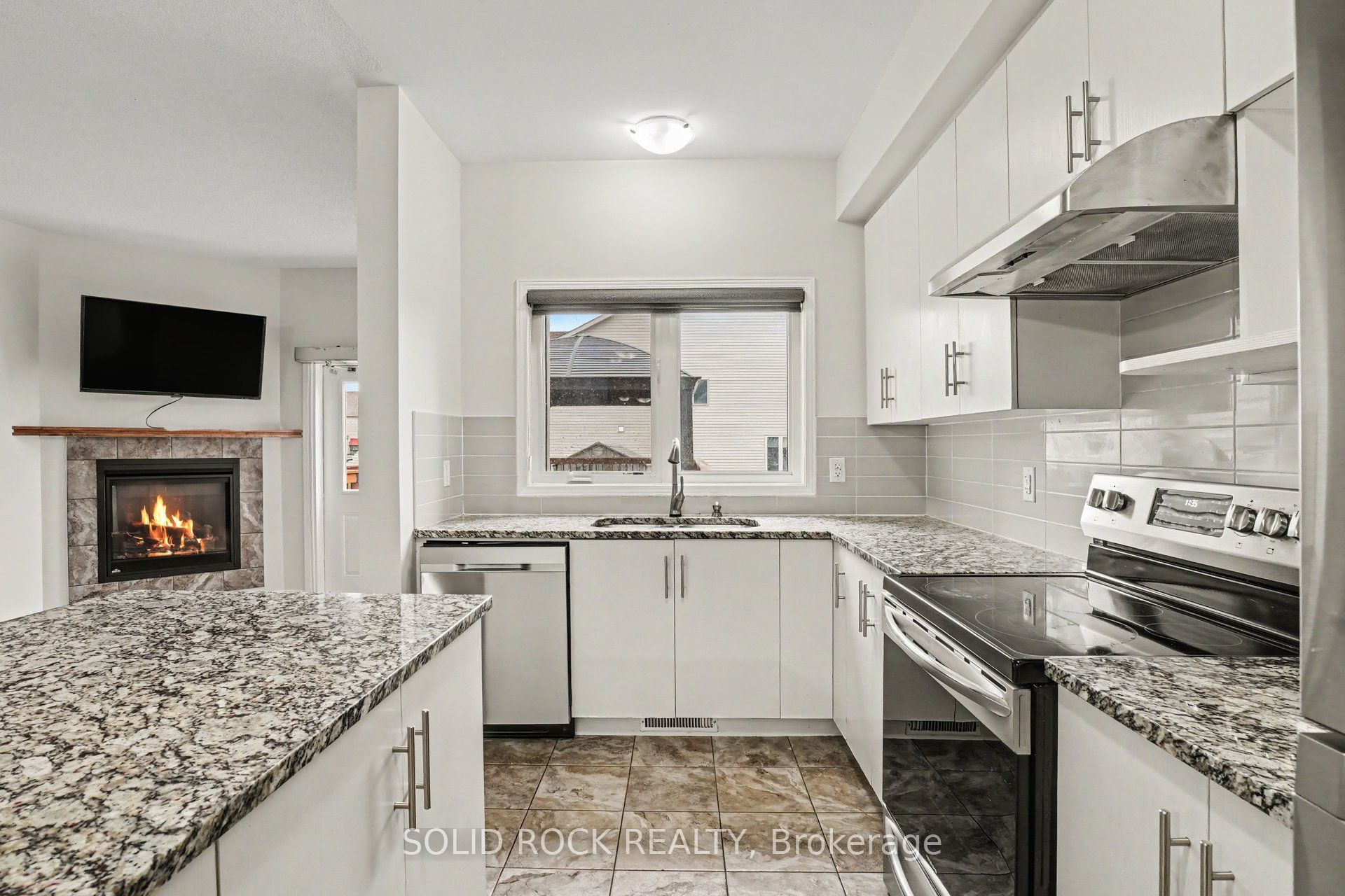 639 Via Campanale Avenue, Barrhaven, ON K2J 4A2 photo 5