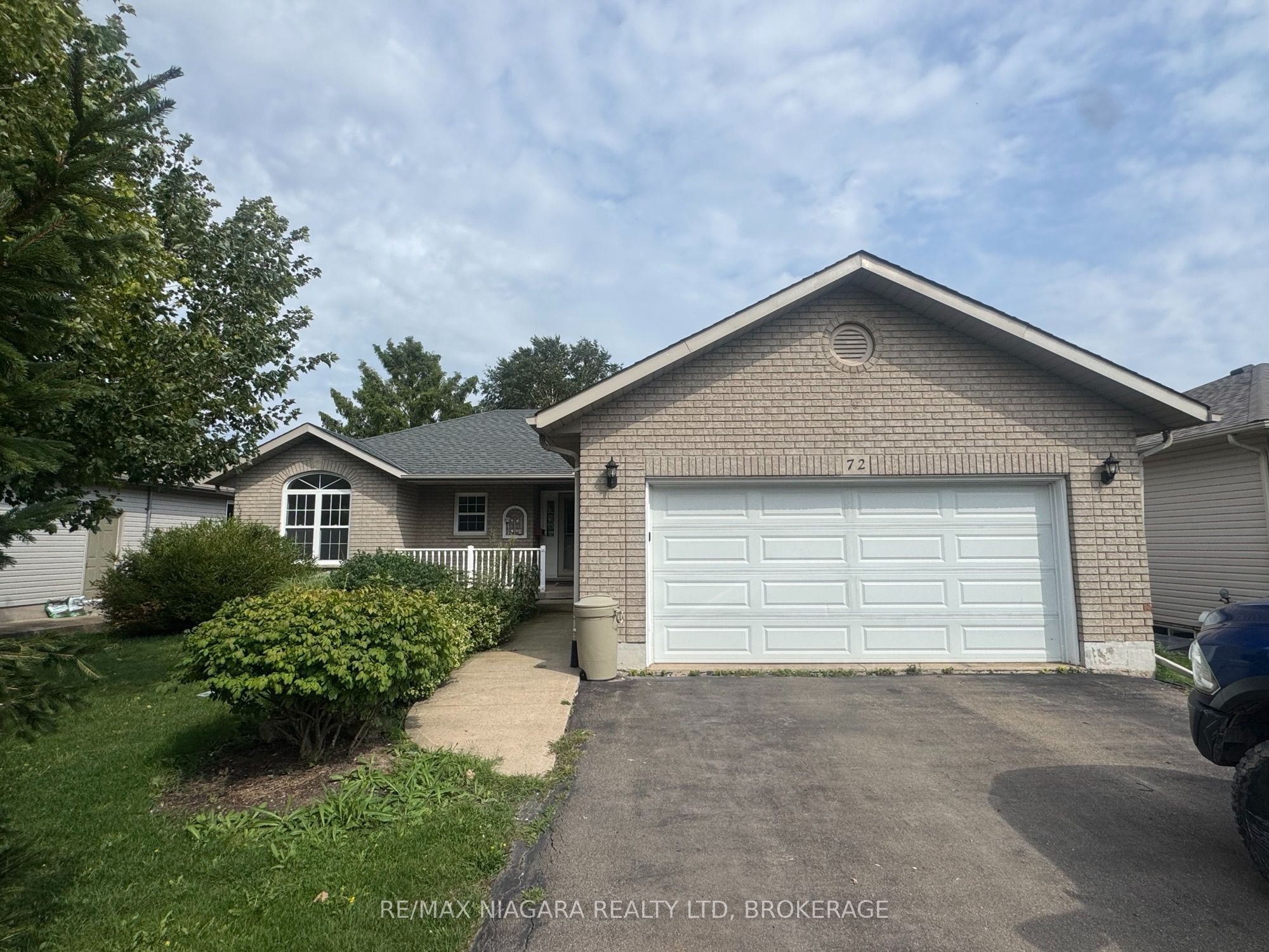 72 Ridge Road S, Fort Erie, ON L0S 1B0 photo 2