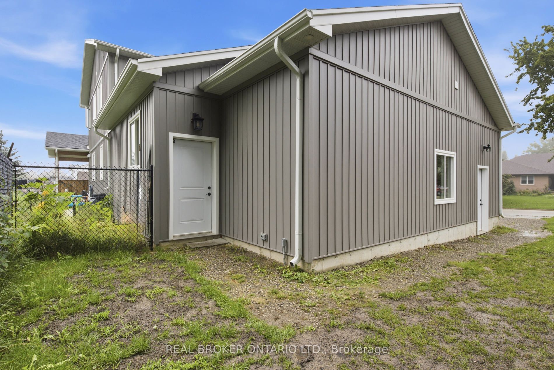 296 St Ann Avenue, Wilmot, ON N0B 2L0 photo 2