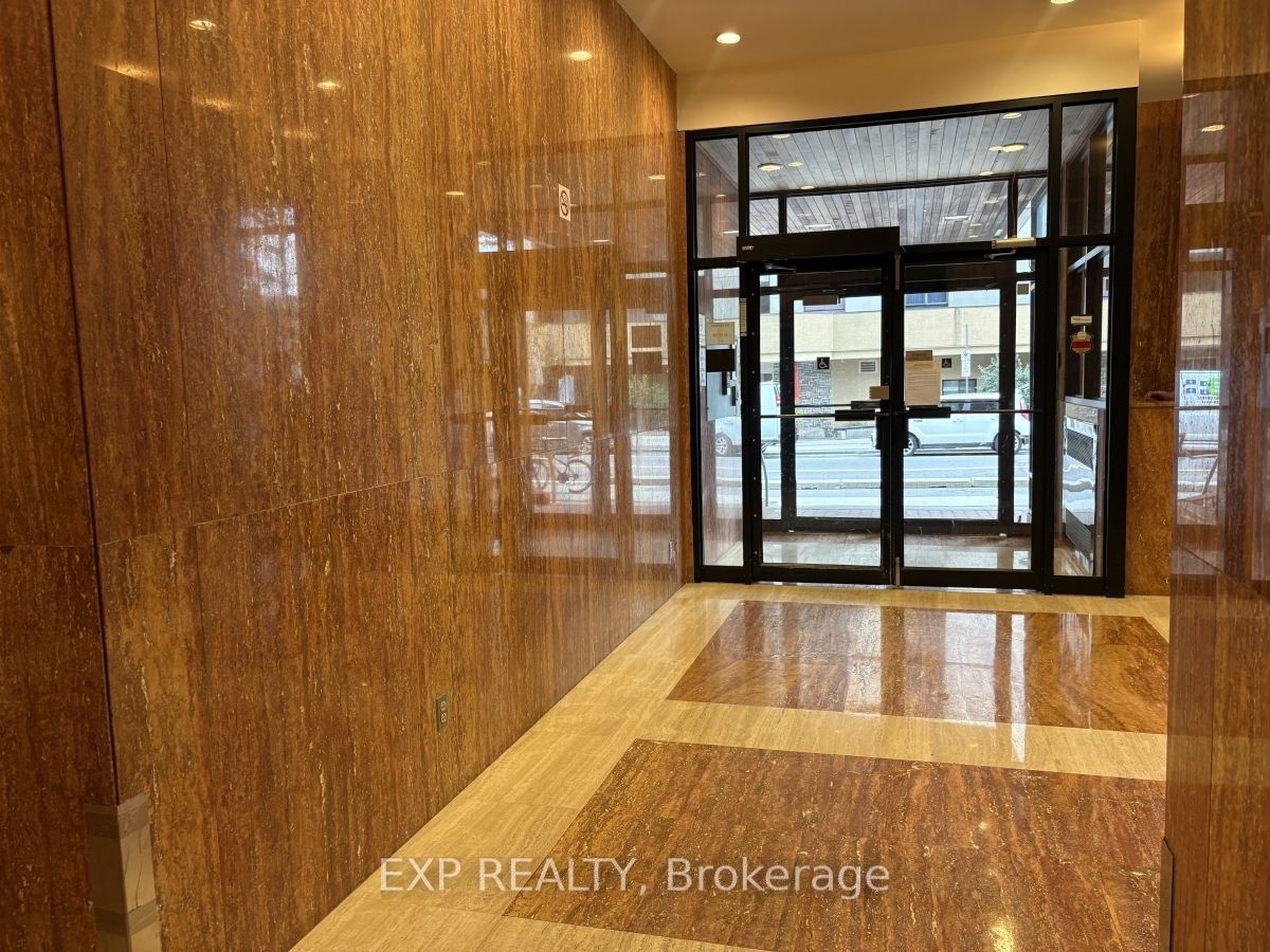 475 Laurier Avenue W 1708, Ottawa Centre, ON K1R 7X1 photo 3