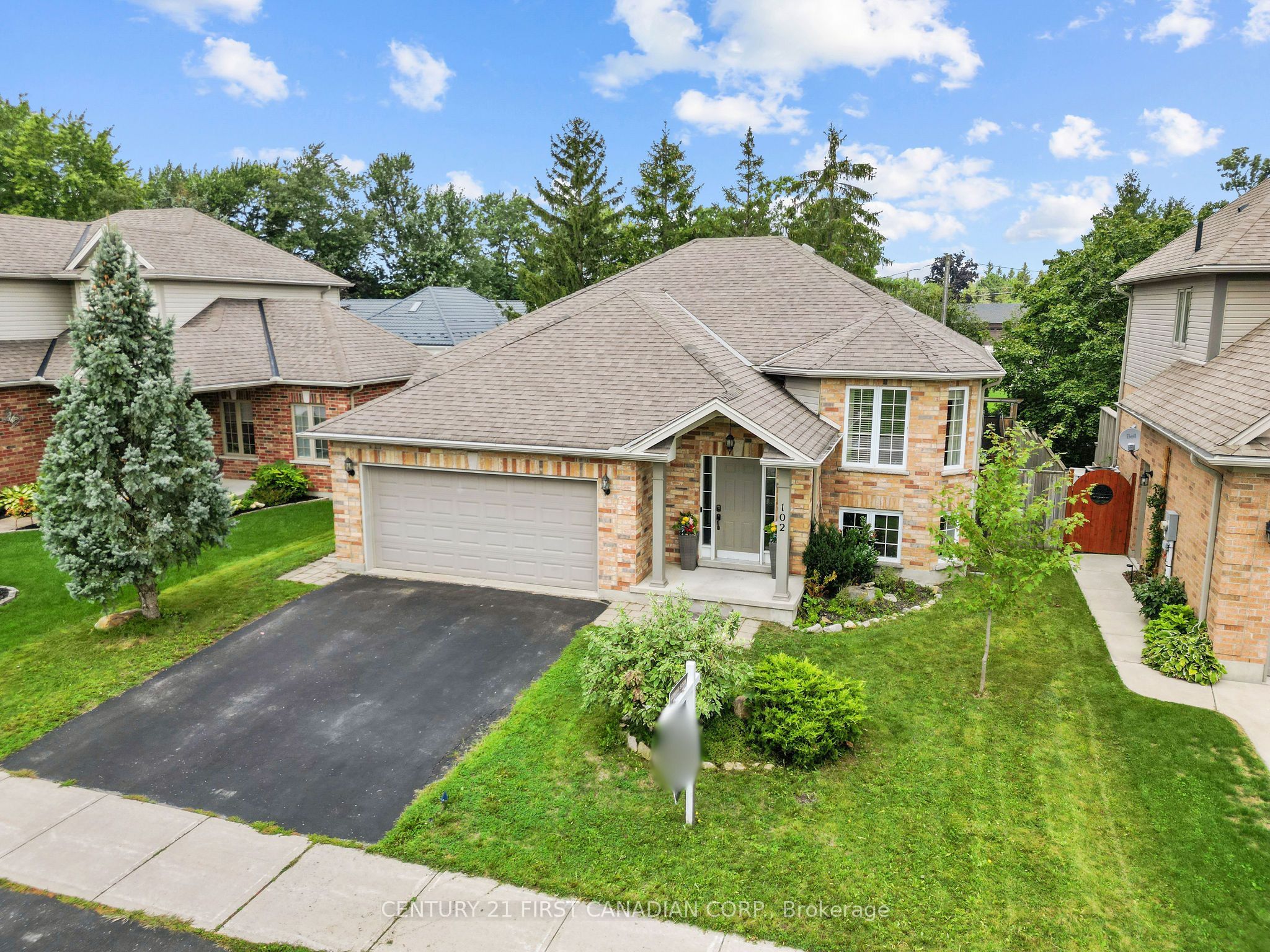 102 Watson Street, Lucan Biddulph, ON N0M 2J0 photo 3