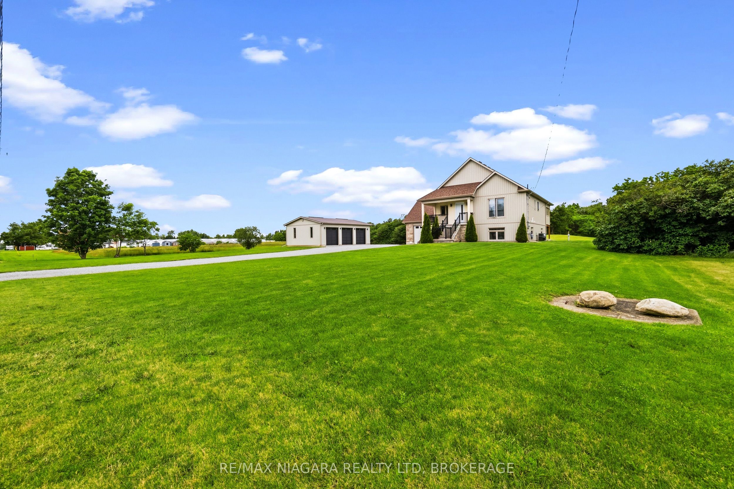 2876 3 Highway E, Port Colborne, ON L3K 5V3 photo 3