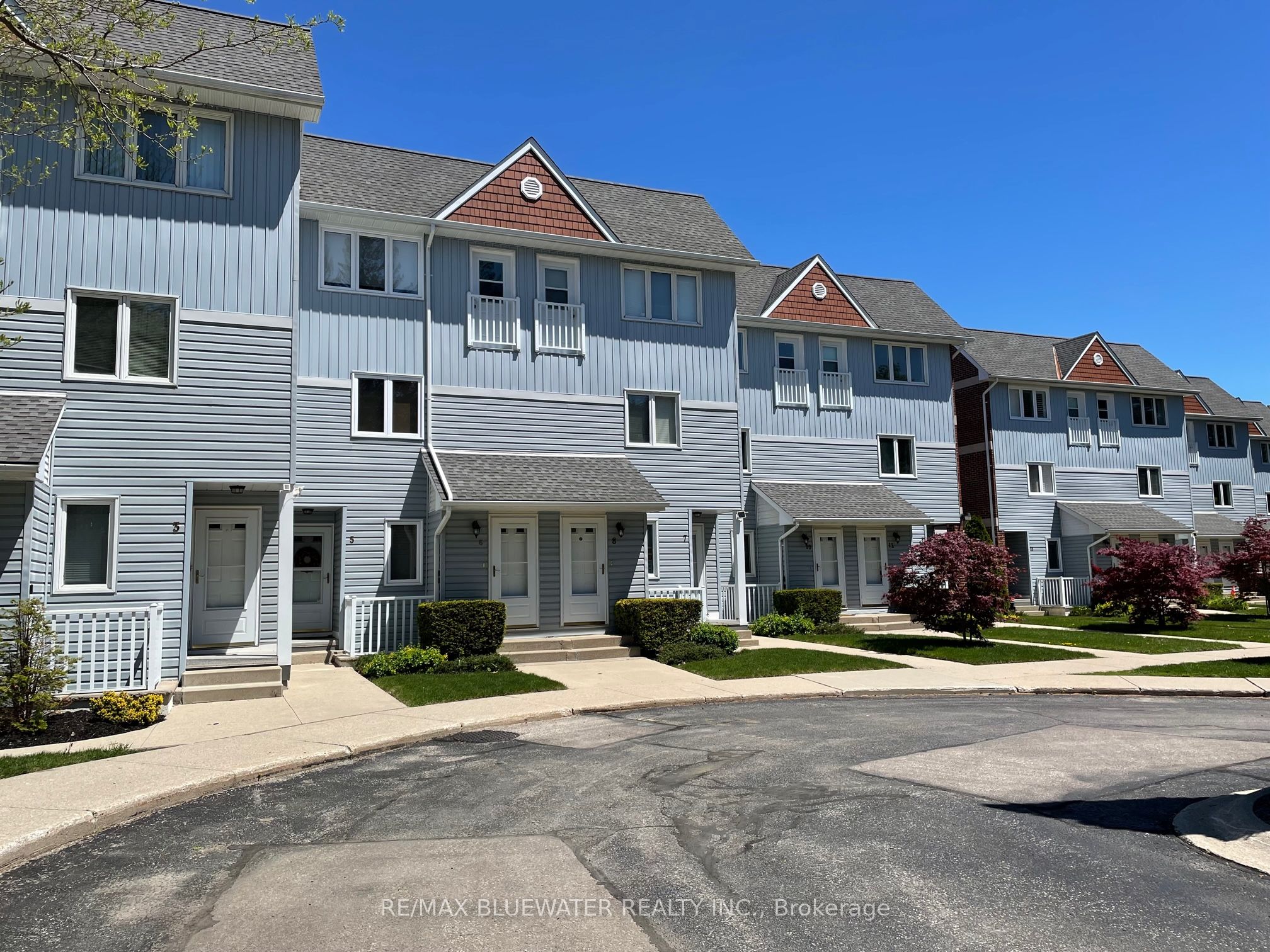 48 Ontario Street S 7, Lambton Shores, ON N0M 1T0 photo 2