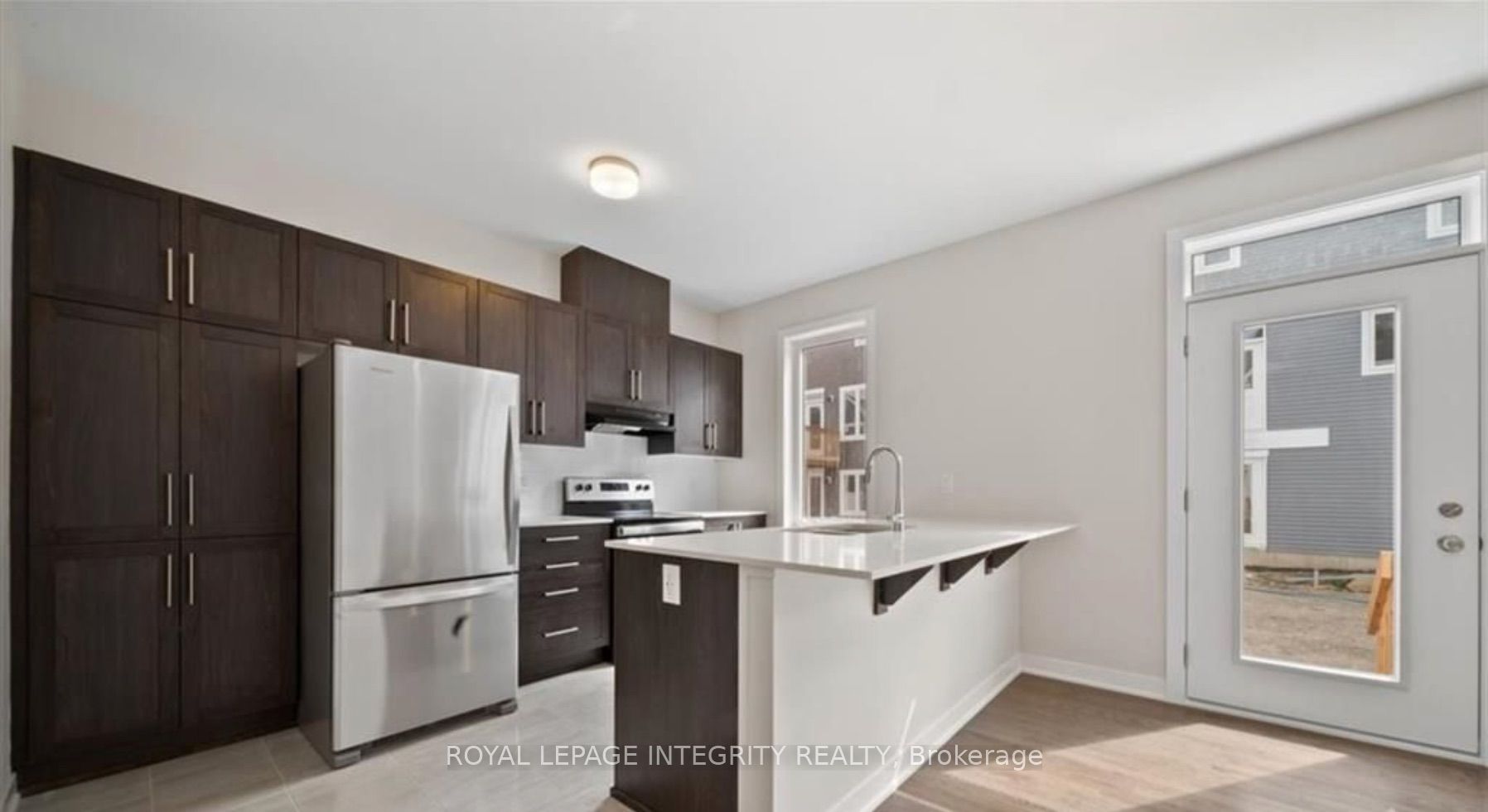 414 Epoch Street, Barrhaven, ON K2J 6X5 photo 2