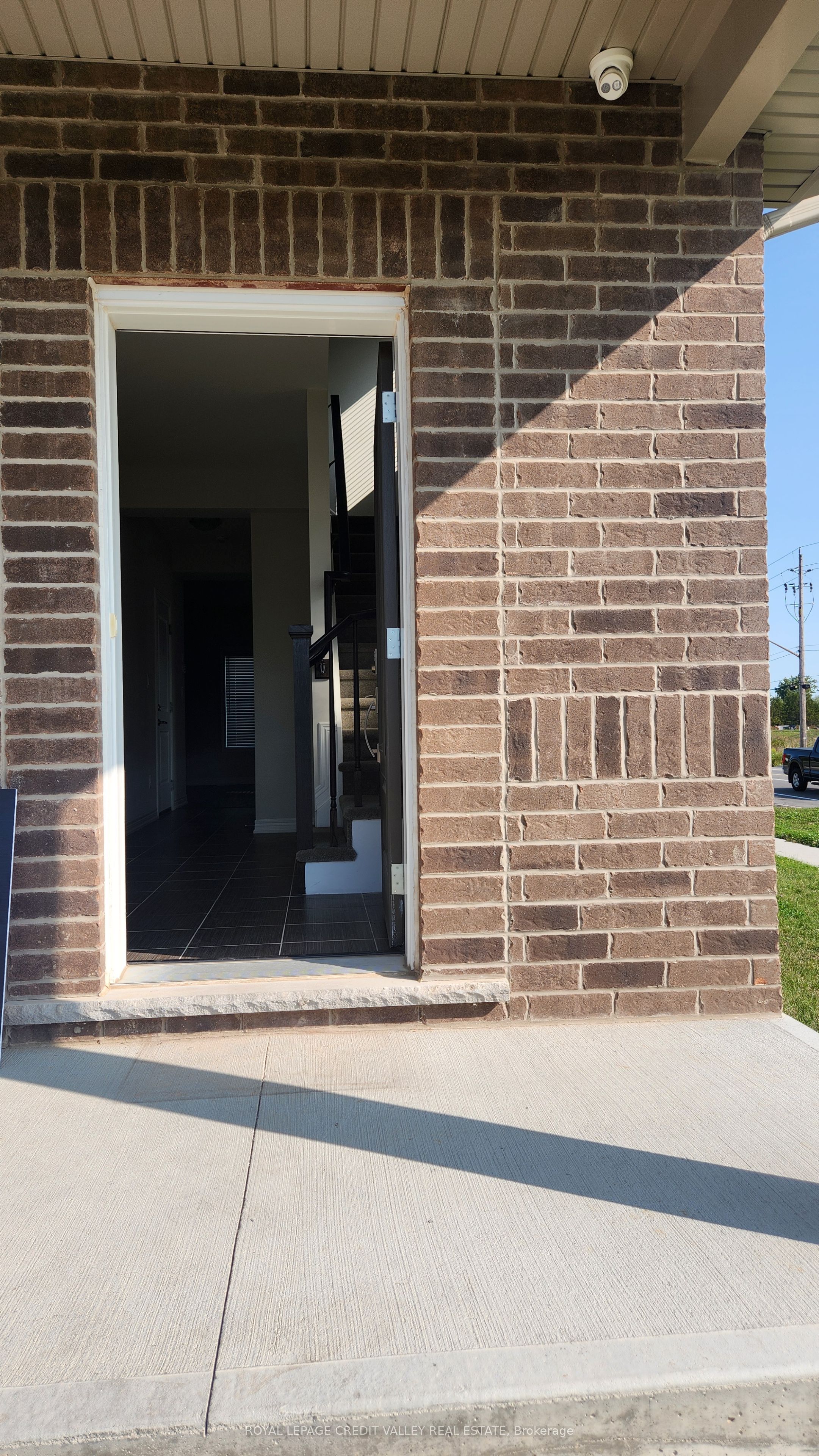 4 Sycamore Street, Welland, ON L3C 0H8 photo 5