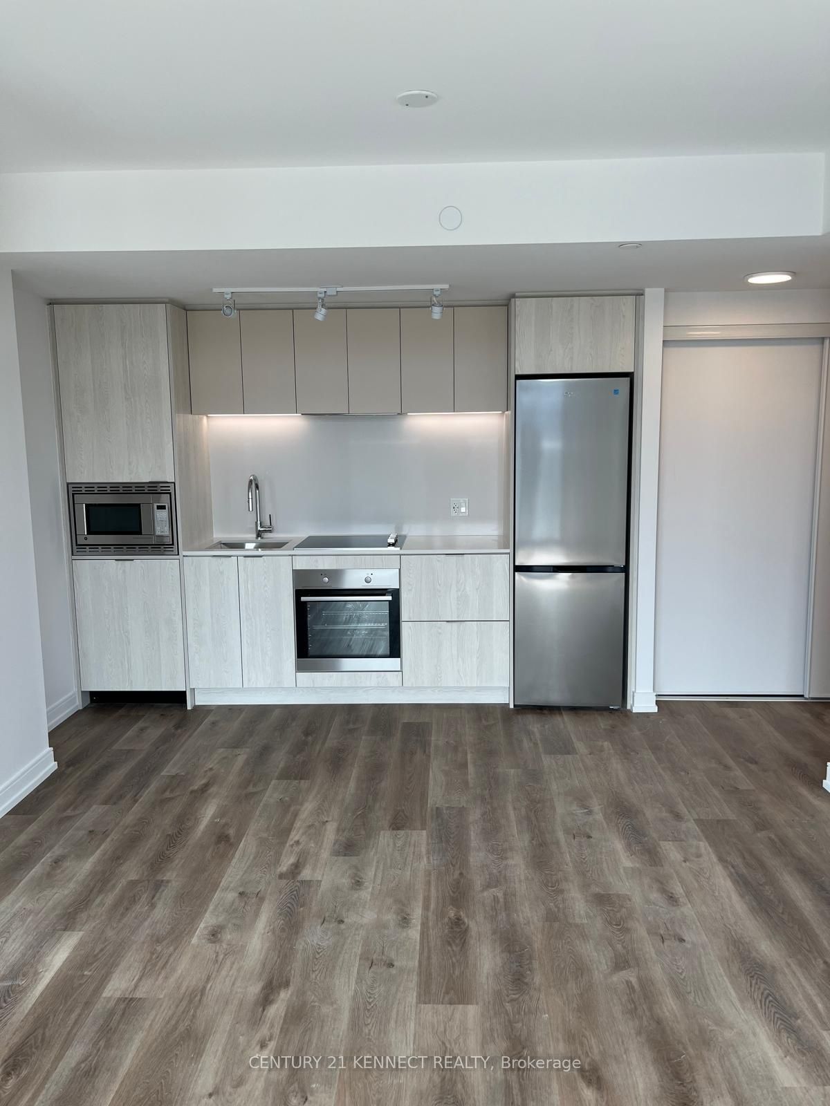 1 Jarvis Street 1108, Hamilton, ON L8R 3J2 photo 5