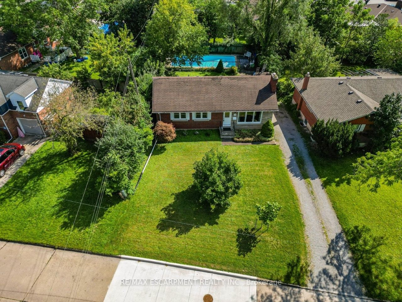 16 Byrne Boulevard, St. Catharines, ON L2T 2H7 photo 3