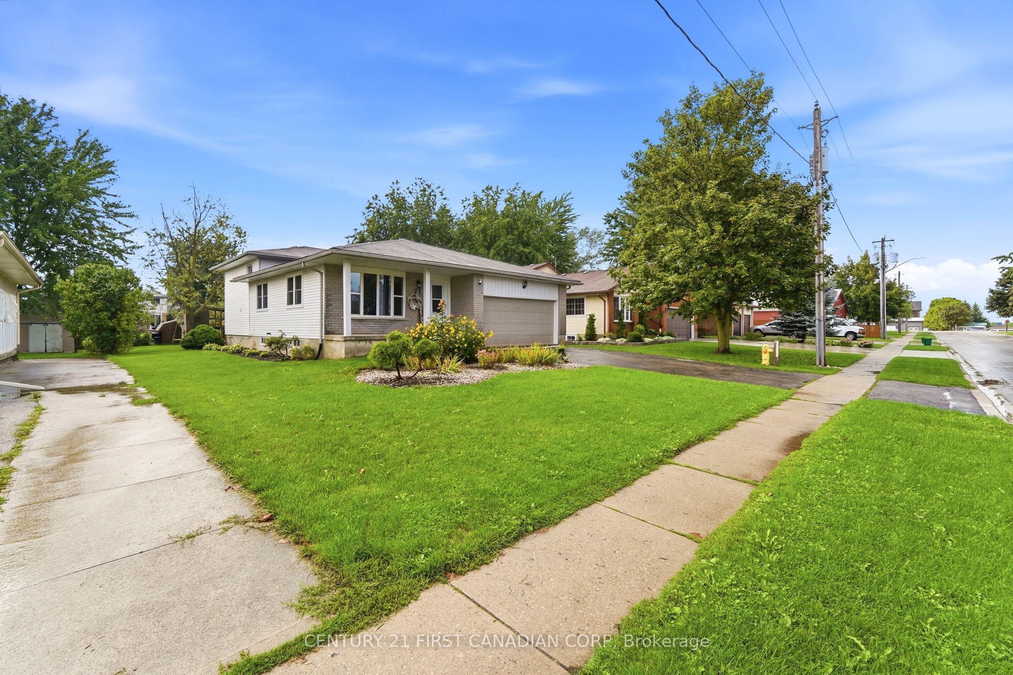 71 Edward Street, Mapleton, ON N0G 1P0 photo 2