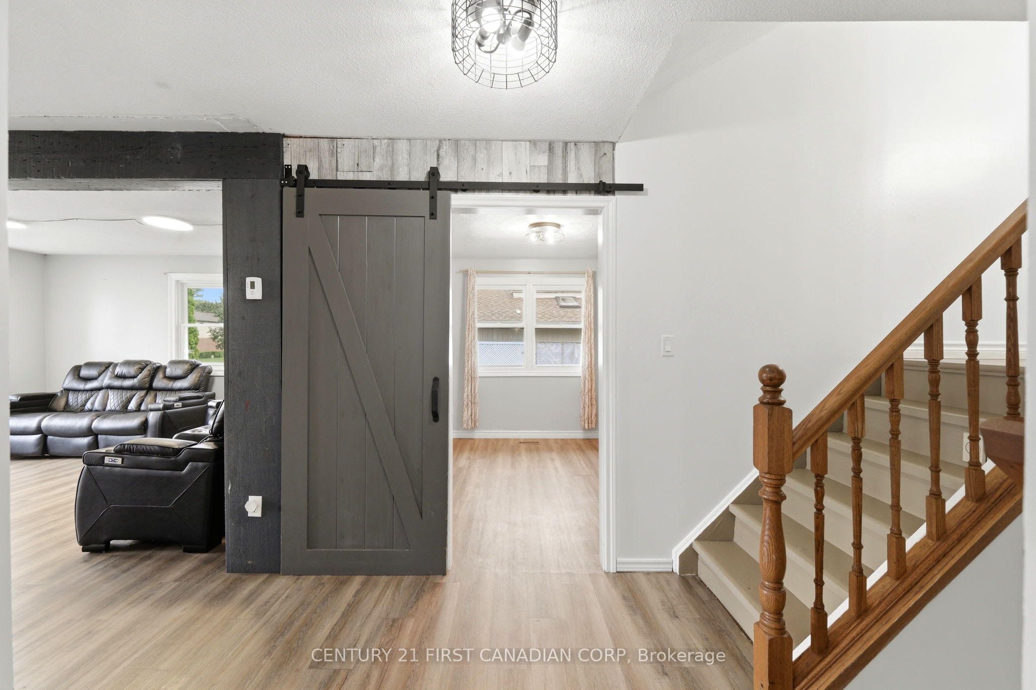 71 Edward Street, Mapleton, ON N0G 1P0 photo 5