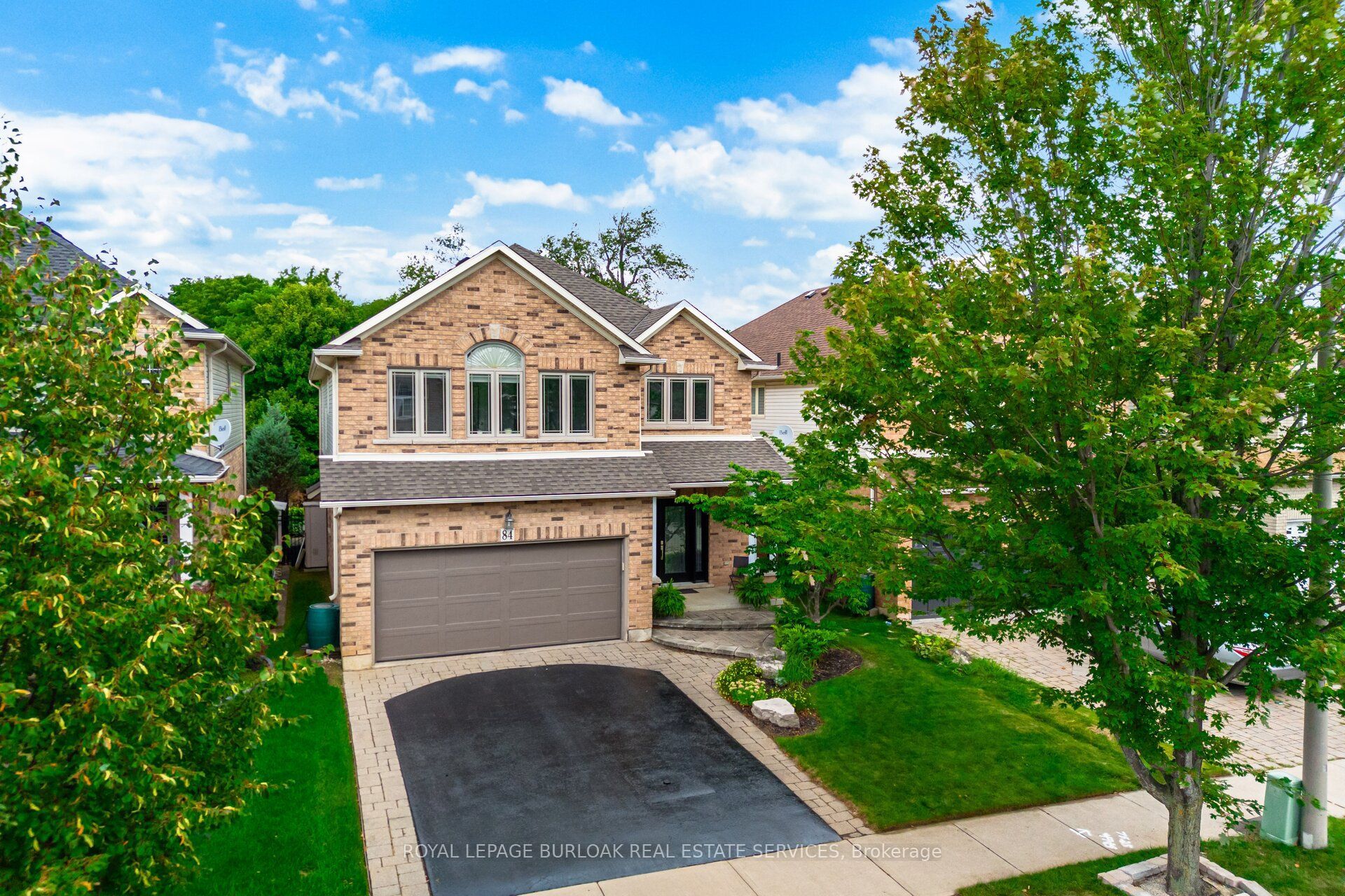 84 Meadowbank Drive, Hamilton, ON L9B 2Y1 photo 3