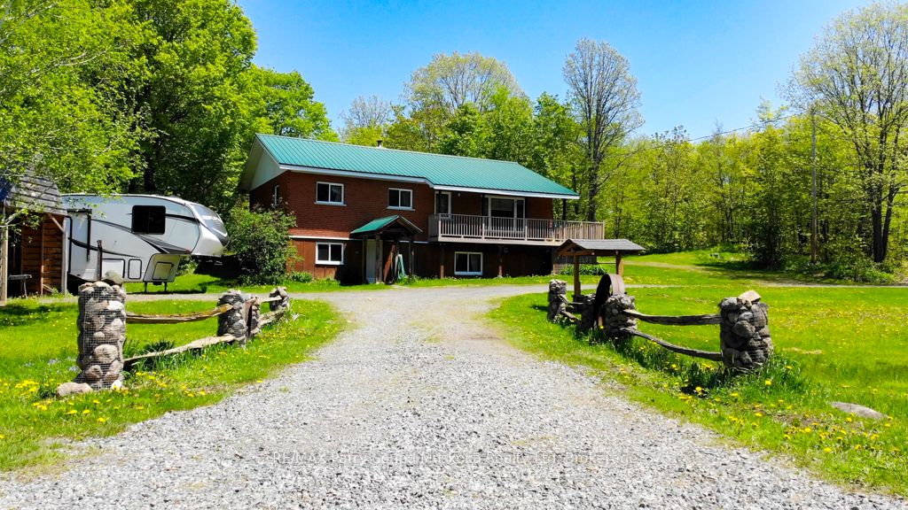 690 Hurdville Road, McKellar, ON P2A 2W7 photo 3