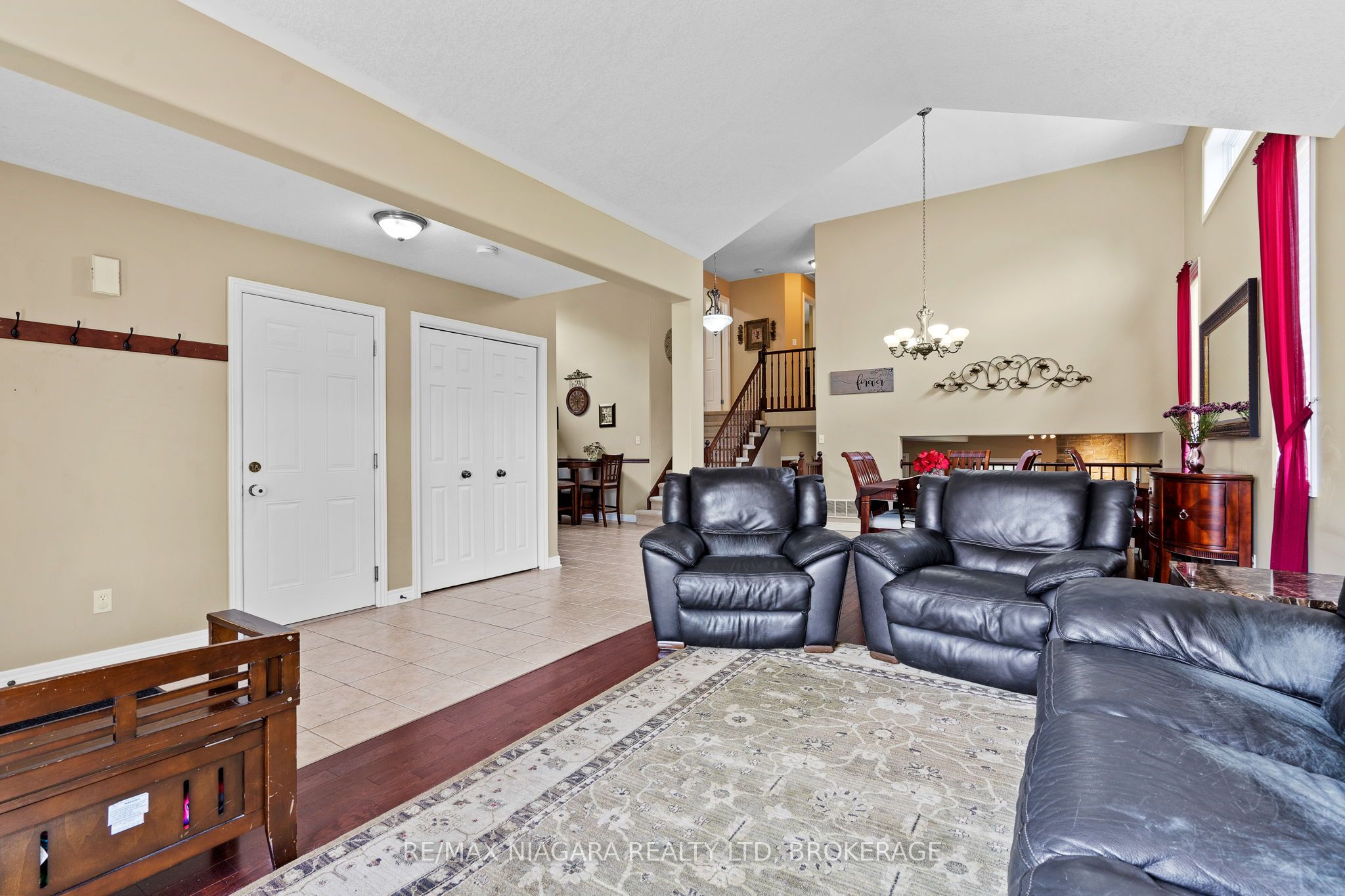 230 Wellbrook Avenue, Welland, ON L3C 7M9 photo 5